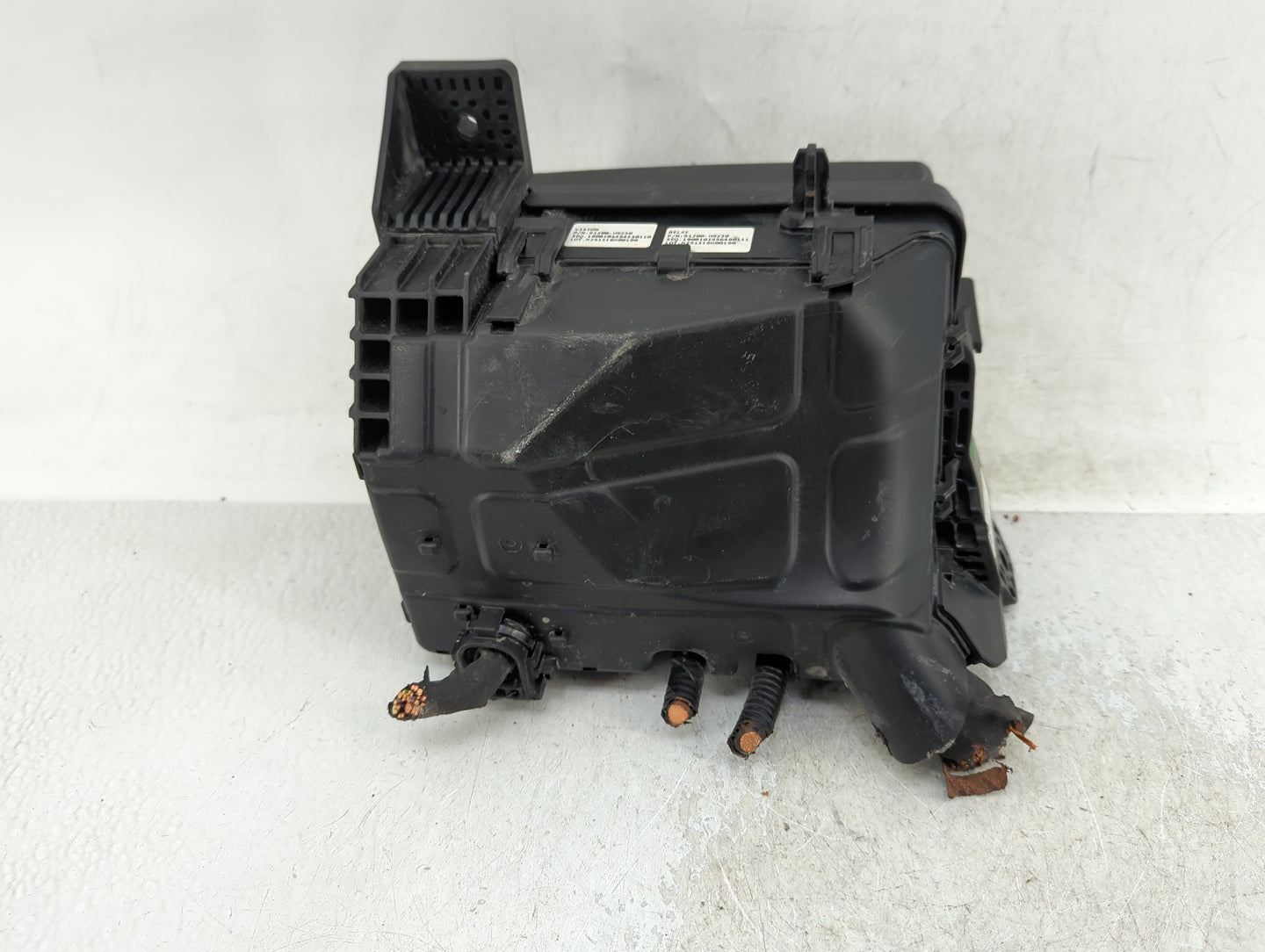2018-2019 Kia Rio Fusebox Fuse Box Panel Relay Module P/N:91200-H9230 Fits Fits 2018 2019 OEM Used Auto Parts - Oemusedautop