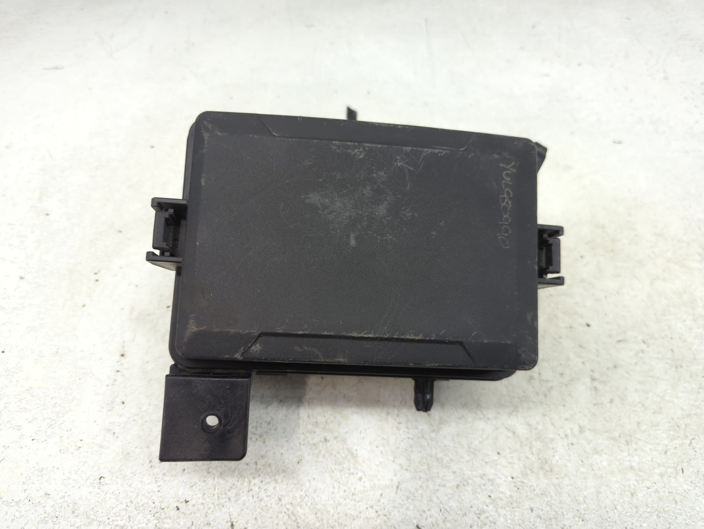 2018-2019 Kia Rio Fusebox Fuse Box Panel Relay Module P/N:91950-H9300 Fits Fits 2018 2019 OEM Used Auto Parts - Oemusedautop