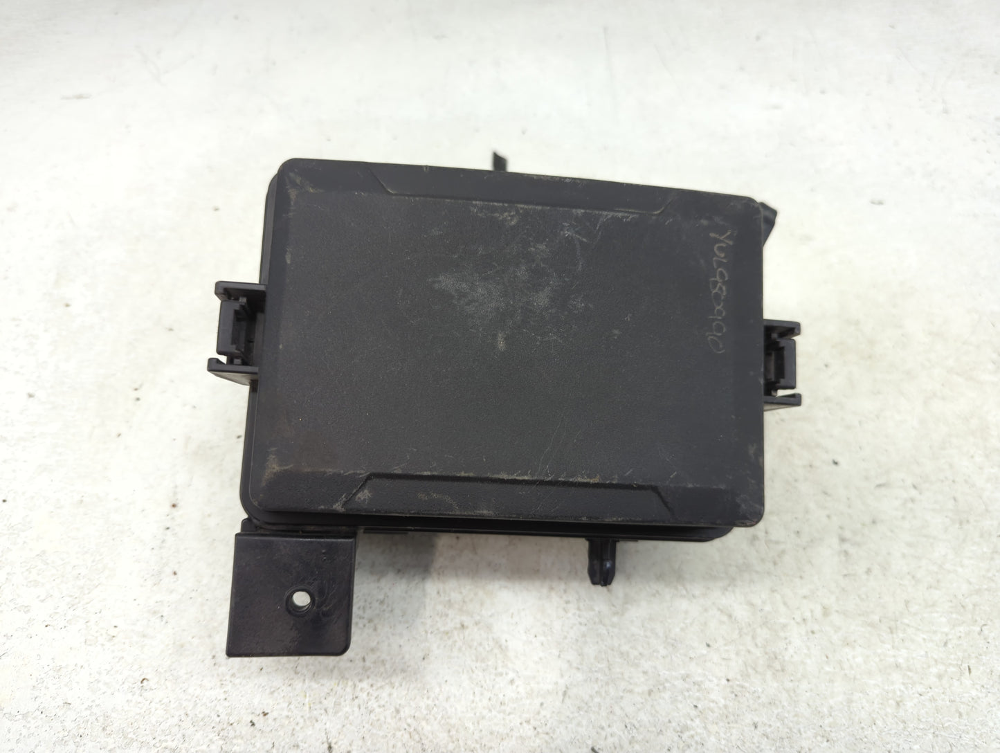 2018-2019 Kia Rio Fusebox Fuse Box Panel Relay Module P/N:91950-H9300 Fits Fits 2018 2019 OEM Used Auto Parts - Oemusedautop