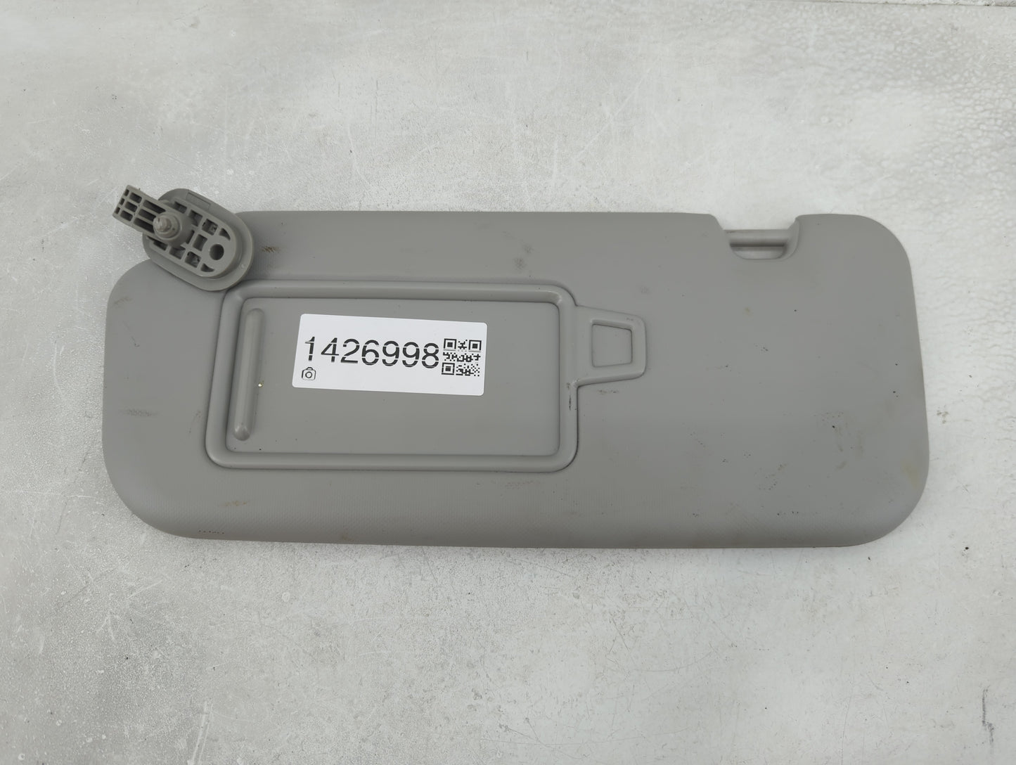 2018-2020 Kia Rio Sun Visor Shade Replacement Driver Left Mirror Fits Fits 2018 2019 2020 2021 2022 OEM Used Auto Parts - Oe