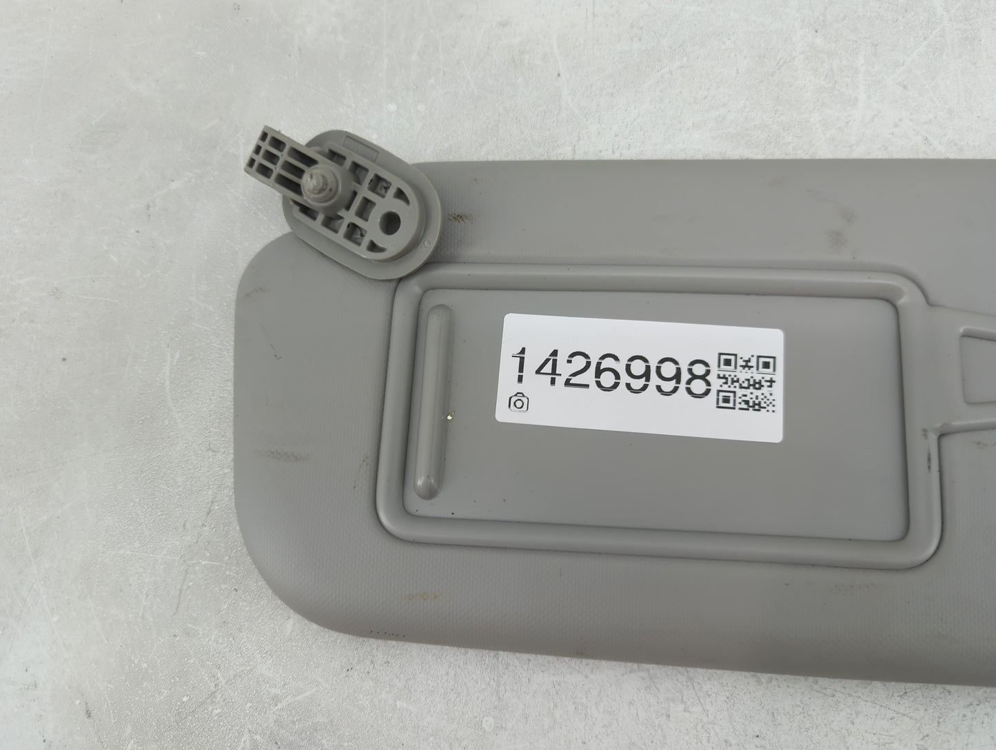 2018-2020 Kia Rio Sun Visor Shade Replacement Driver Left Mirror Fits Fits 2018 2019 2020 2021 2022 OEM Used Auto Parts - Oe
