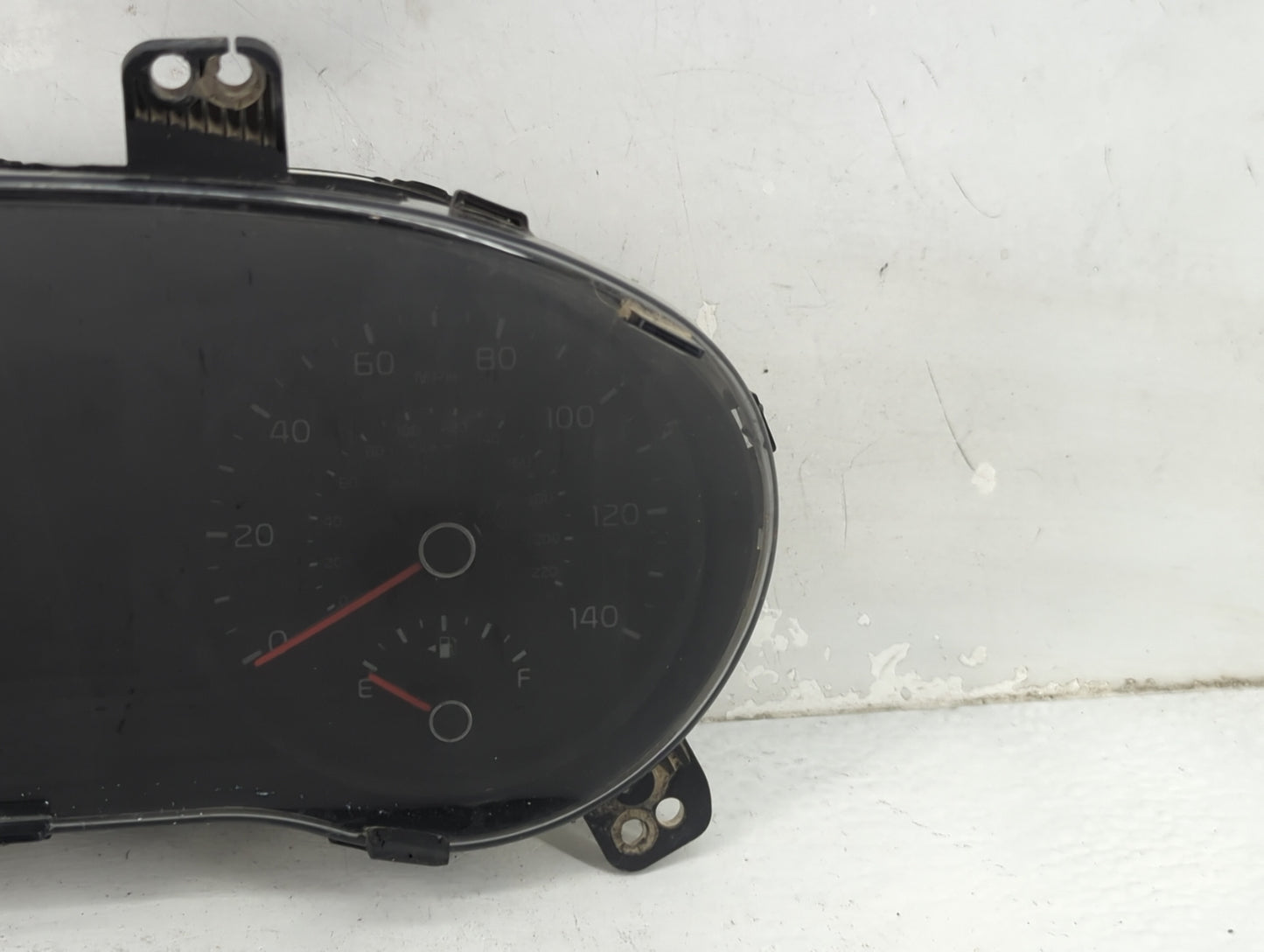 2018-2019 Kia Rio Instrument Cluster Speedometer Gauges P/N:94001-H9050 25936722 Fits Fits 2018 2019 OEM Used Auto Parts - O