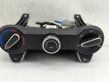 2018-2019 Kia Rio Climate Control Module Temperature AC/Heater Replacement P/N:97250H9020 Fits Fits 2018 2019 OEM Used Auto 