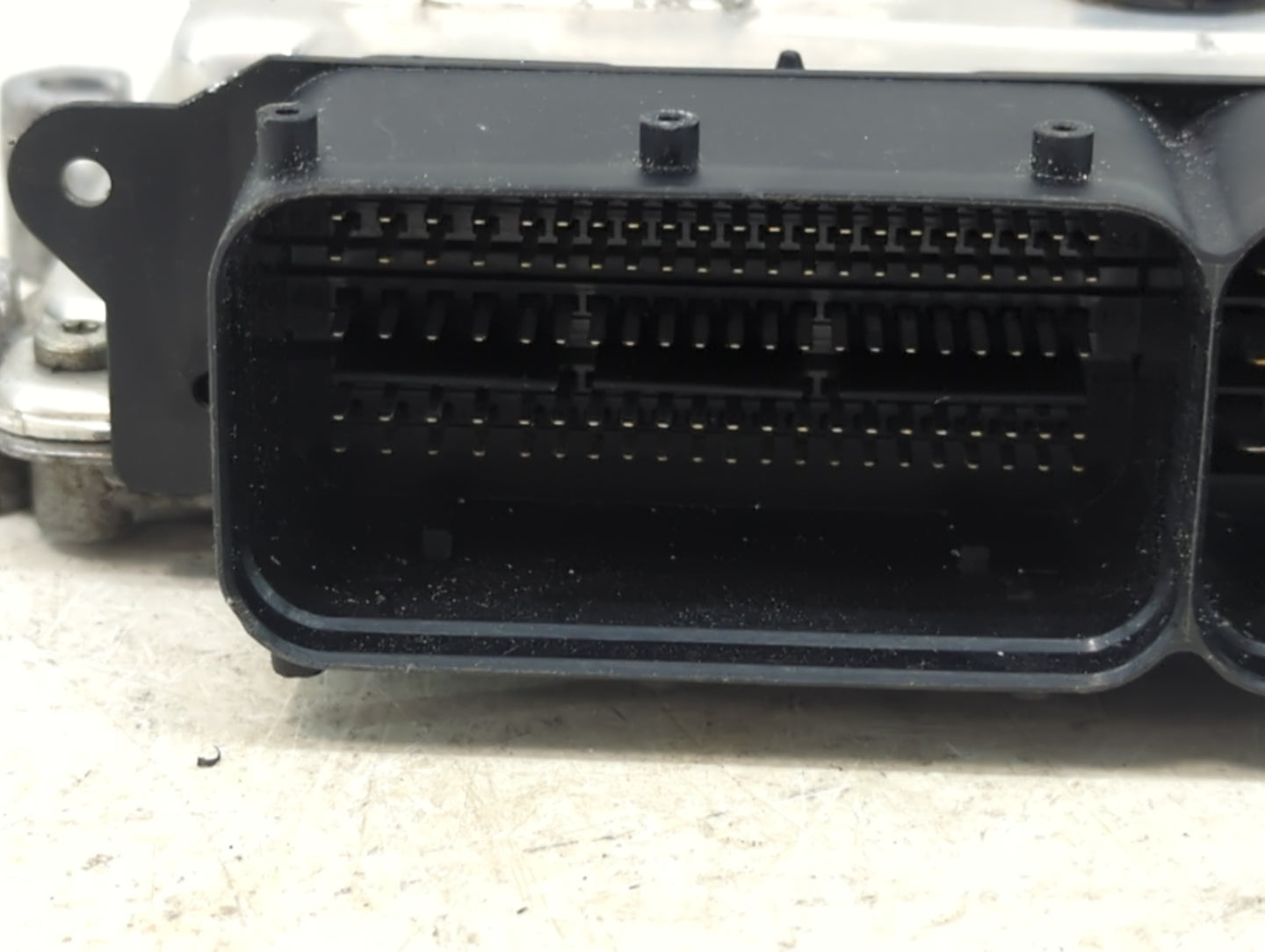 2018-2019 Kia Rio PCM Engine Control Computer ECU ECM PCU OEM P/N:39199-2BAC0 9003160077KF, 39199-2BAC0S0000 Fits Fits 2018 