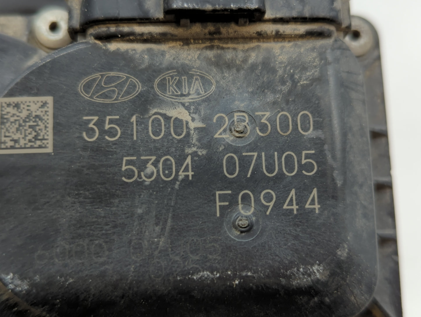 2012-2019 Kia Rio Throttle Body P/N:35100-2B300 Fits Fits 2012 2013 2014 2015 2016 2017 2018 2019 OEM Used Auto Parts - Oemu