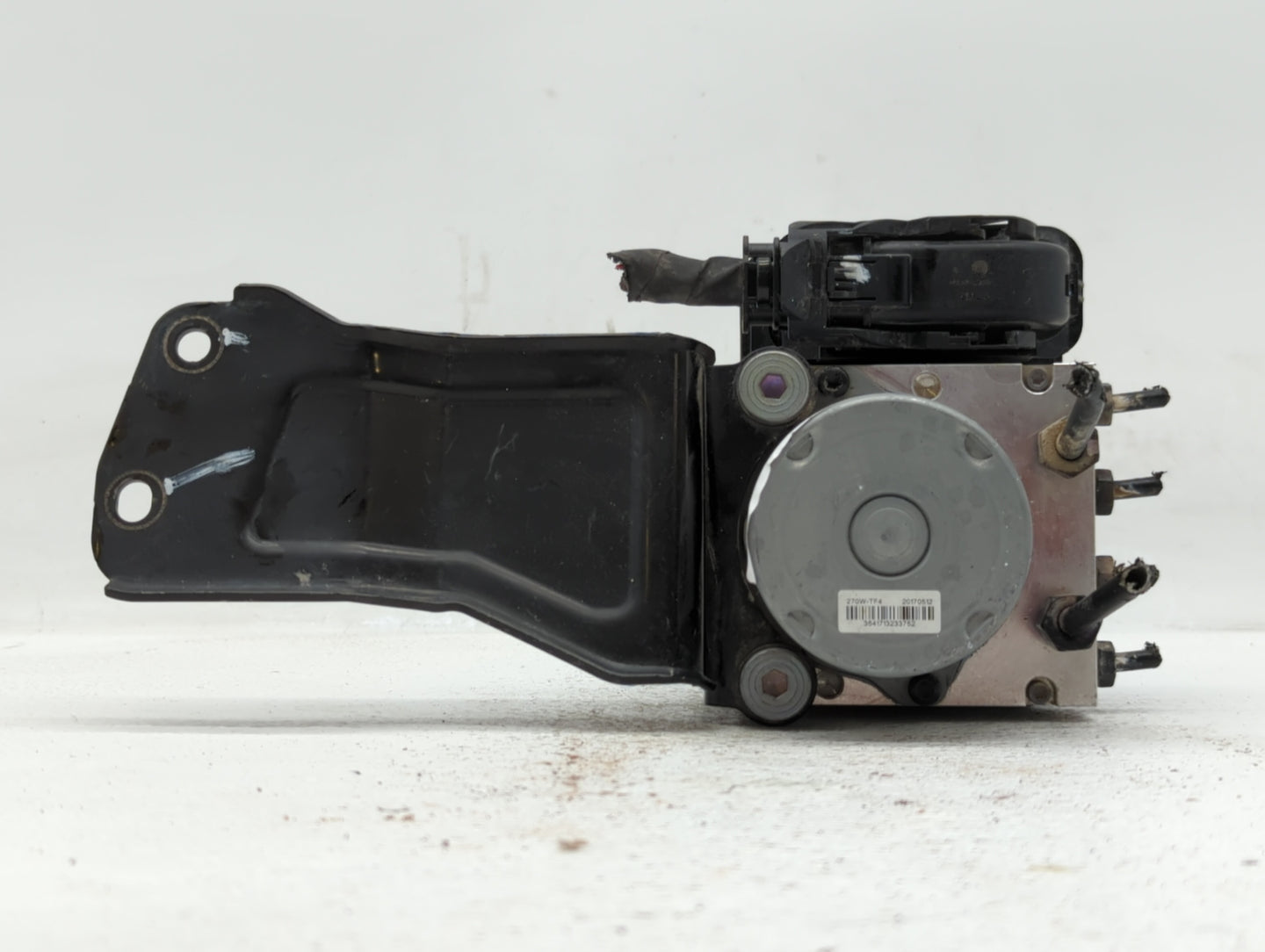2018-2019 Kia Rio ABS Pump Control Module Replacement P/N:58920-1M640 58920-H9220 Fits Fits 2018 2019 OEM Used Auto Parts - 