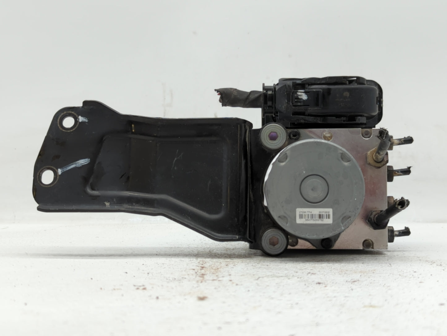 2018-2019 Kia Rio ABS Pump Control Module Replacement P/N:58920-1M640 58920-H9220 Fits Fits 2018 2019 OEM Used Auto Parts - 
