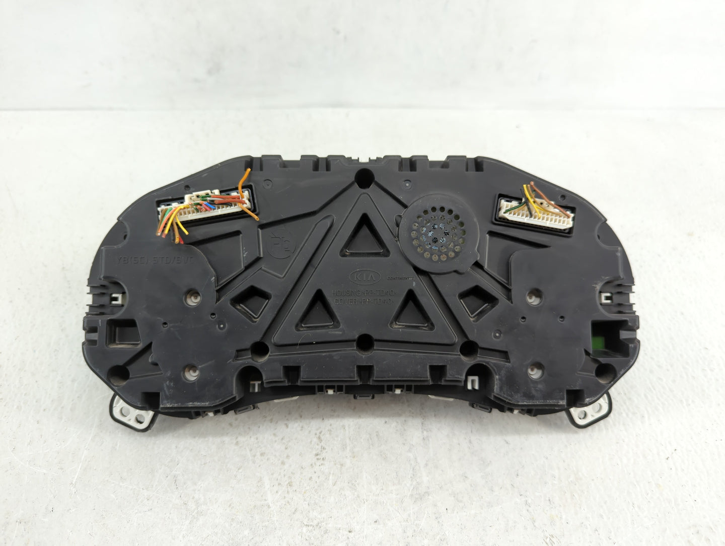 2018-2019 Kia Rio Instrument Cluster Speedometer Gauges P/N:94001-H9050 Fits Fits 2018 2019 OEM Used Auto Parts - Oemusedaut