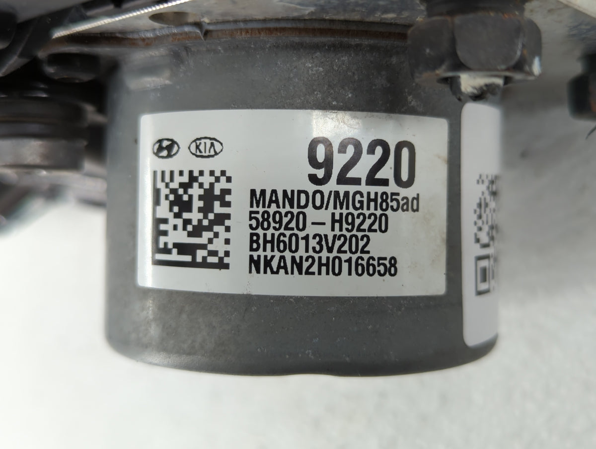 2018-2019 Kia Rio Anti-Lock Brake ABS Pump Module Actuator OEM P/N:58920-1M640 58920-H9220 Fits Fits 2018 2019 OEM Used Auto