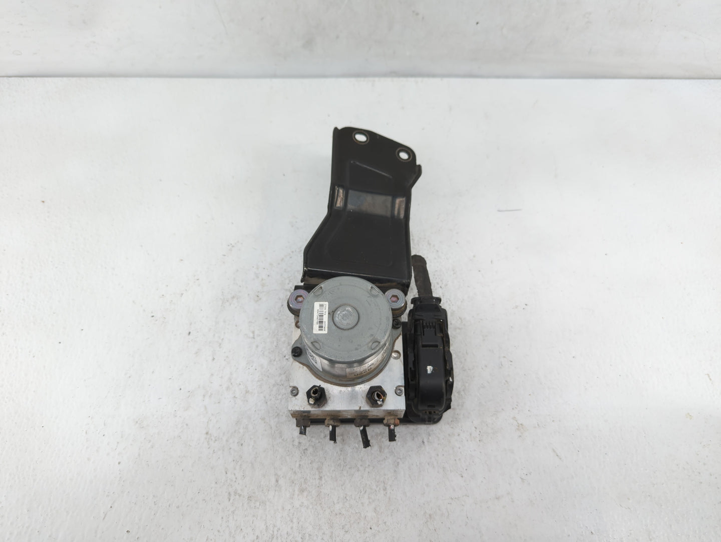 2018-2019 Kia Rio ABS Pump Control Module Replacement P/N:58920-1M640 58920-H9220 Fits Fits 2018 2019 OEM Used Auto Parts - 