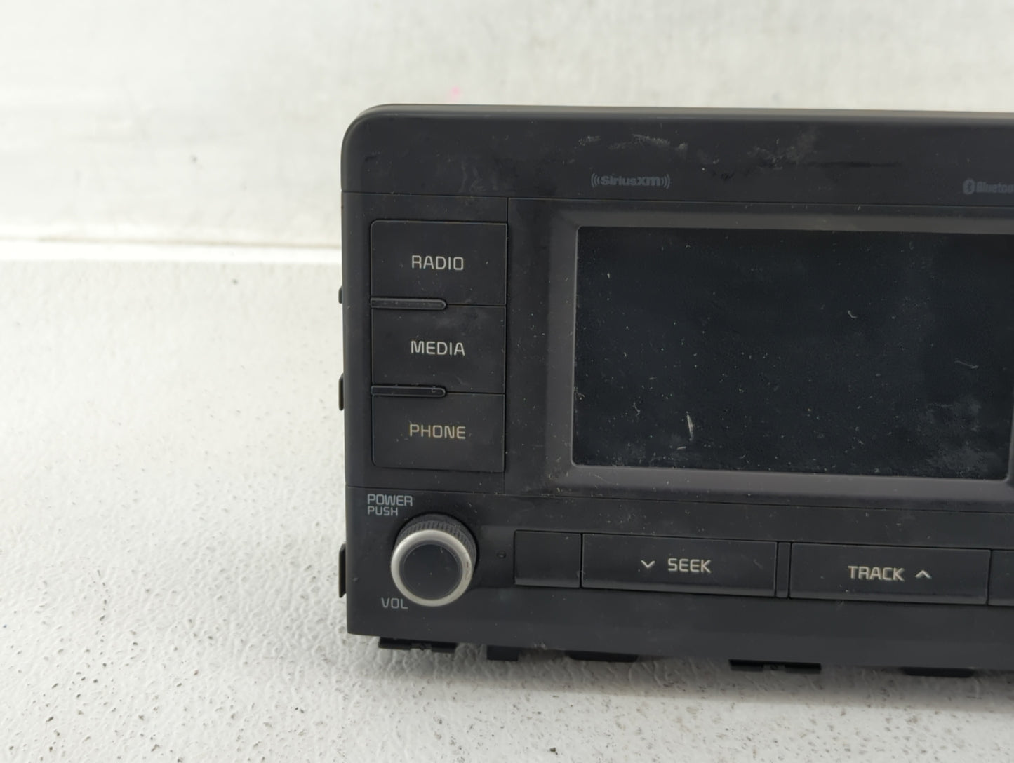 2018-2019 Kia Rio Am Fm Cd Player Radio Receiver - Oemusedautoparts1.com
