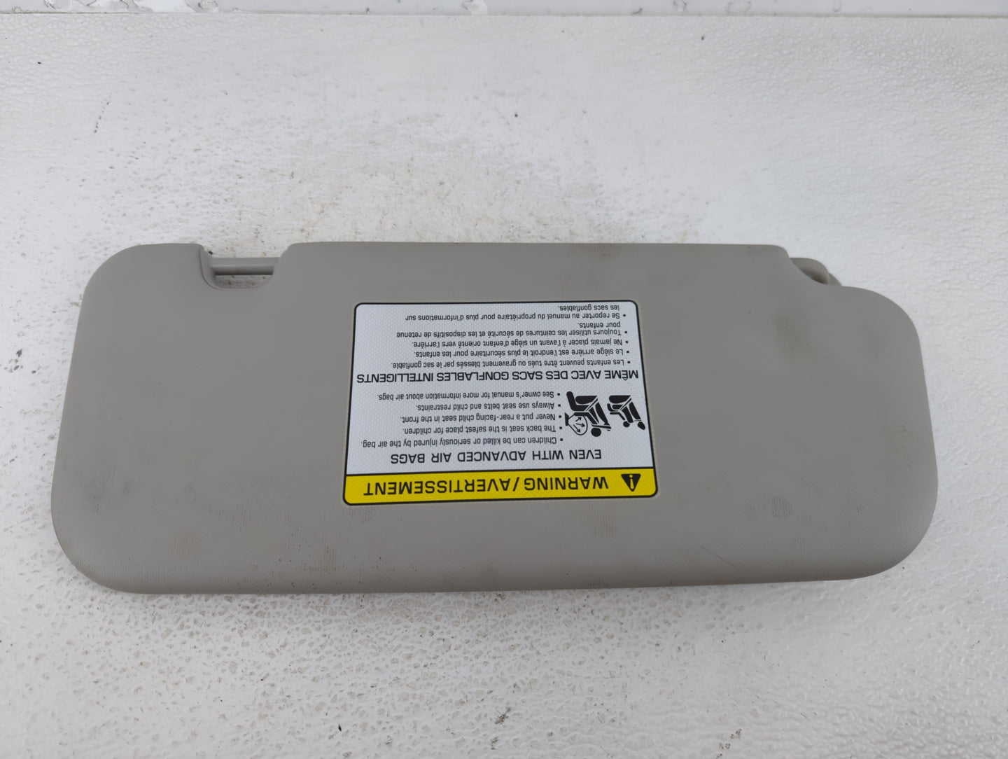 2018-2020 Kia Rio Sun Visor Shade Replacement Passenger Right Mirror Fits Fits 2018 2019 2020 2021 2022 OEM Used Auto Parts 