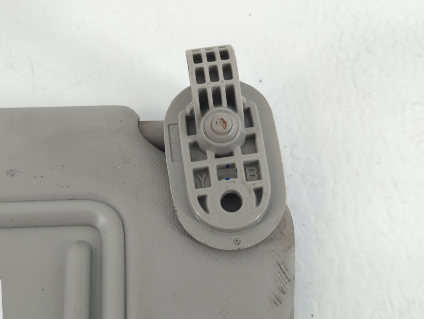 2018-2020 Kia Rio Sun Visor Shade Replacement Passenger Right Mirror Fits Fits 2018 2019 2020 2021 2022 OEM Used Auto Parts 