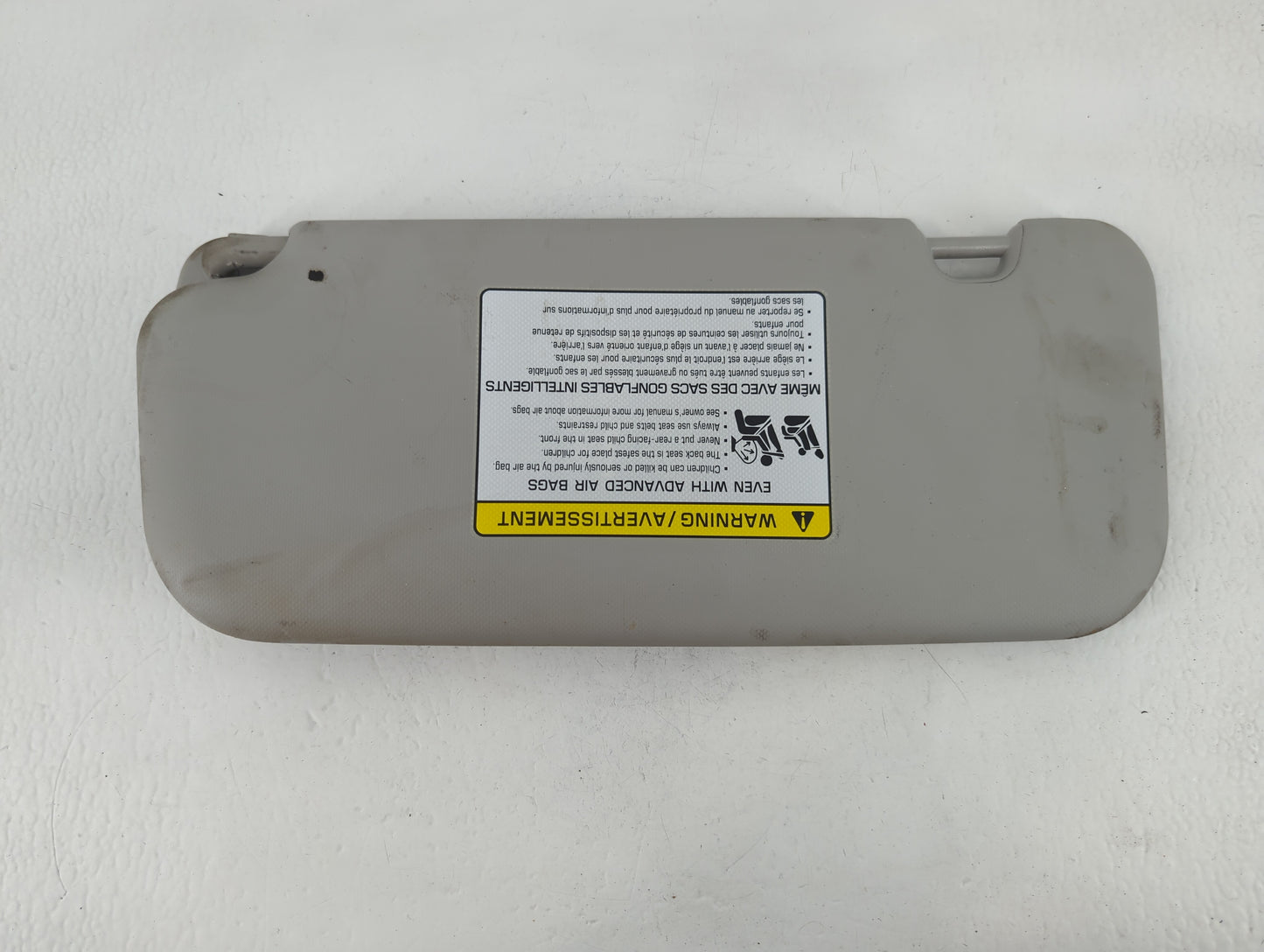 2018-2020 Kia Rio Sun Visor Shade Replacement Passenger Right Mirror Fits Fits 2018 2019 2020 2021 2022 OEM Used Auto Parts 