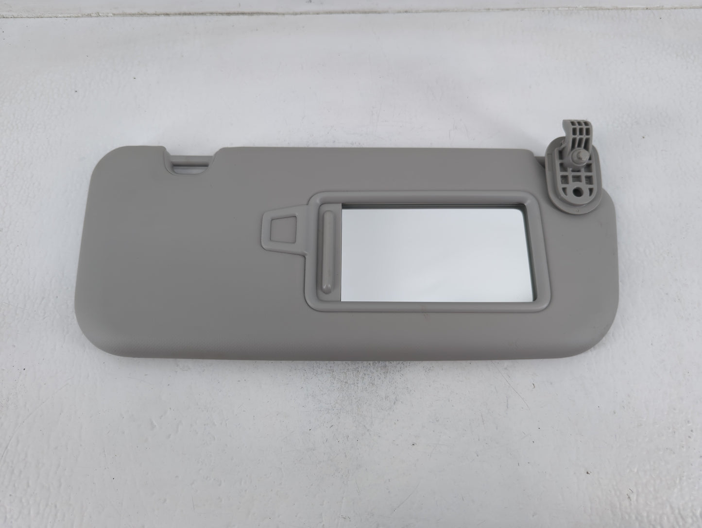 2018-2020 Kia Rio Sun Visor Shade Replacement Passenger Right Mirror Fits Fits 2018 2019 2020 2021 2022 OEM Used Auto Parts 