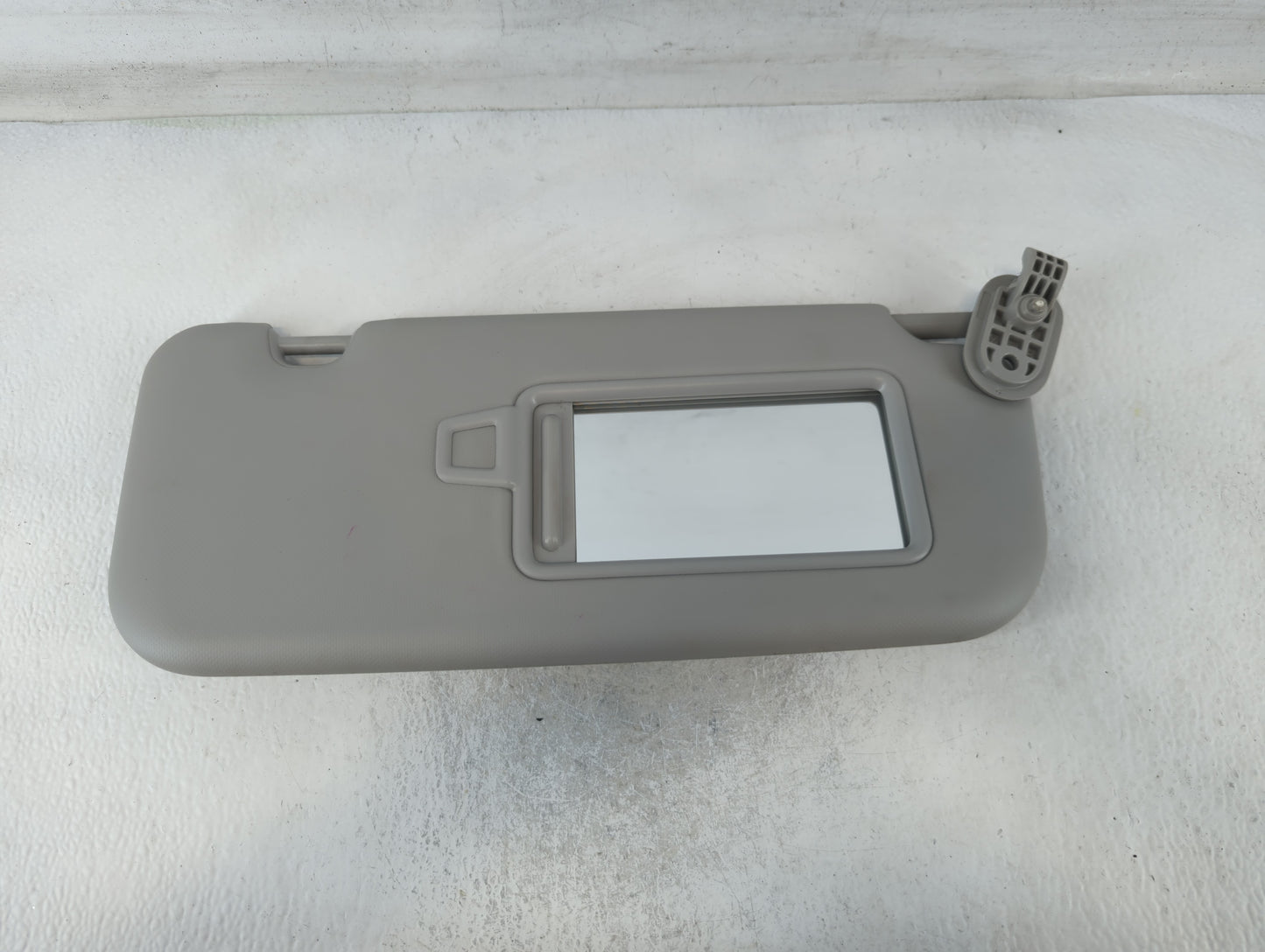2018-2020 Kia Rio Sun Visor Shade Replacement Passenger Right Mirror Fits Fits 2018 2019 2020 2021 2022 OEM Used Auto Parts 