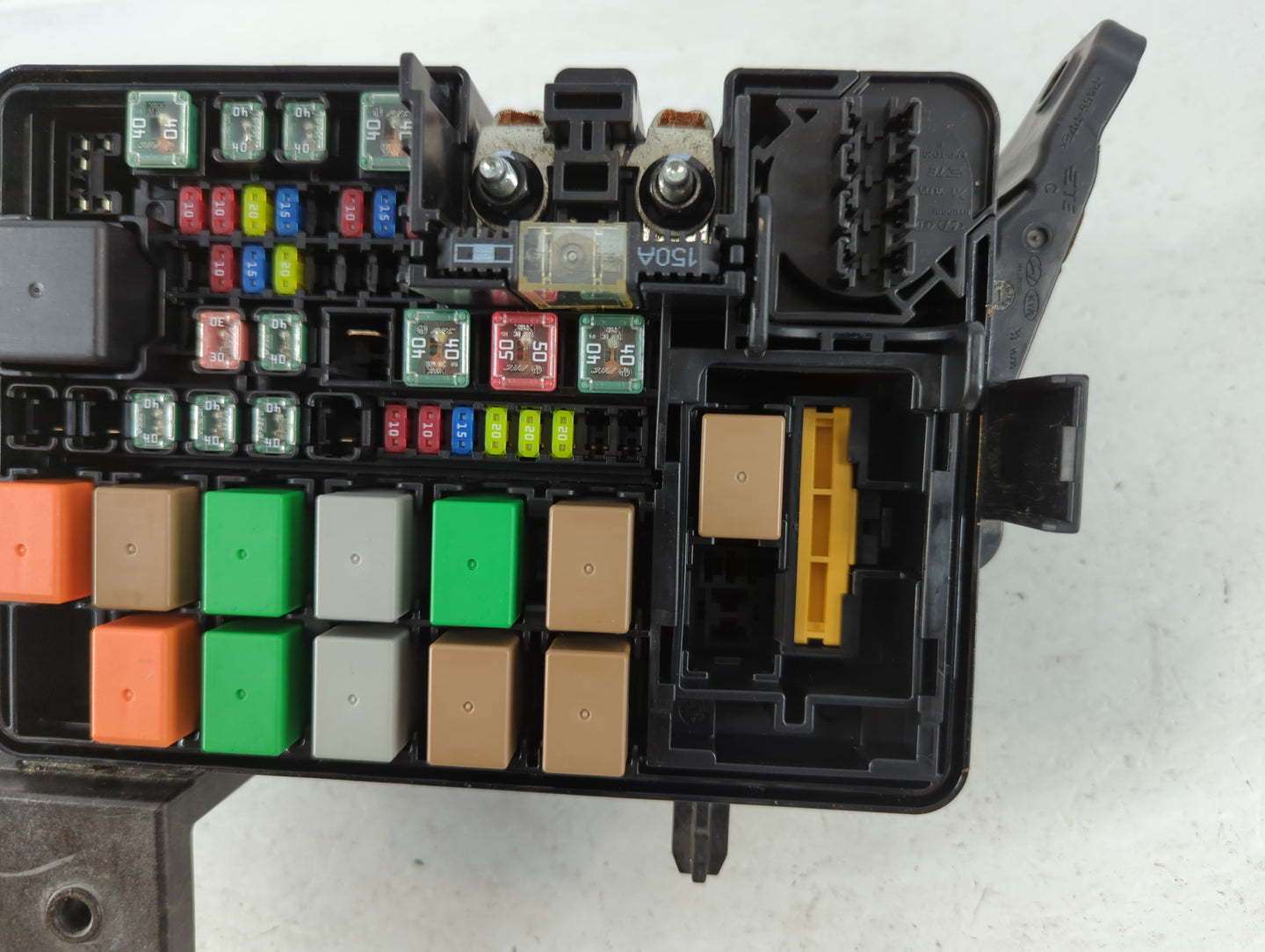 2018-2019 Kia Rio Fusebox Fuse Box Panel Relay Module P/N:91205 H9320 Fits Fits 2018 2019 OEM Used Auto Parts - Oemusedautop