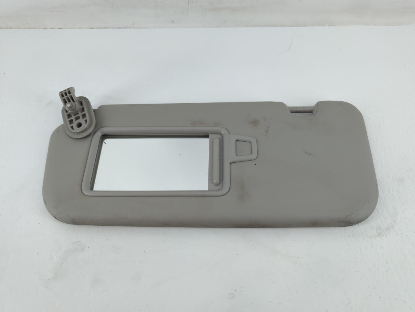 2018-2020 Kia Rio Sun Visor Shade Replacement Driver Left Mirror Fits Fits 2018 2019 2020 2021 2022 OEM Used Auto Parts - Oe