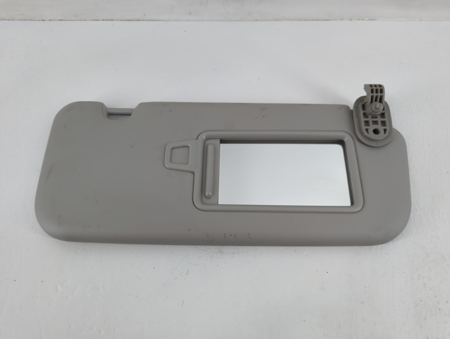 2018-2020 Kia Rio Sun Visor Shade Replacement Driver Left Mirror Fits Fits 2018 2019 2020 2021 2022 OEM Used Auto Parts - Oe