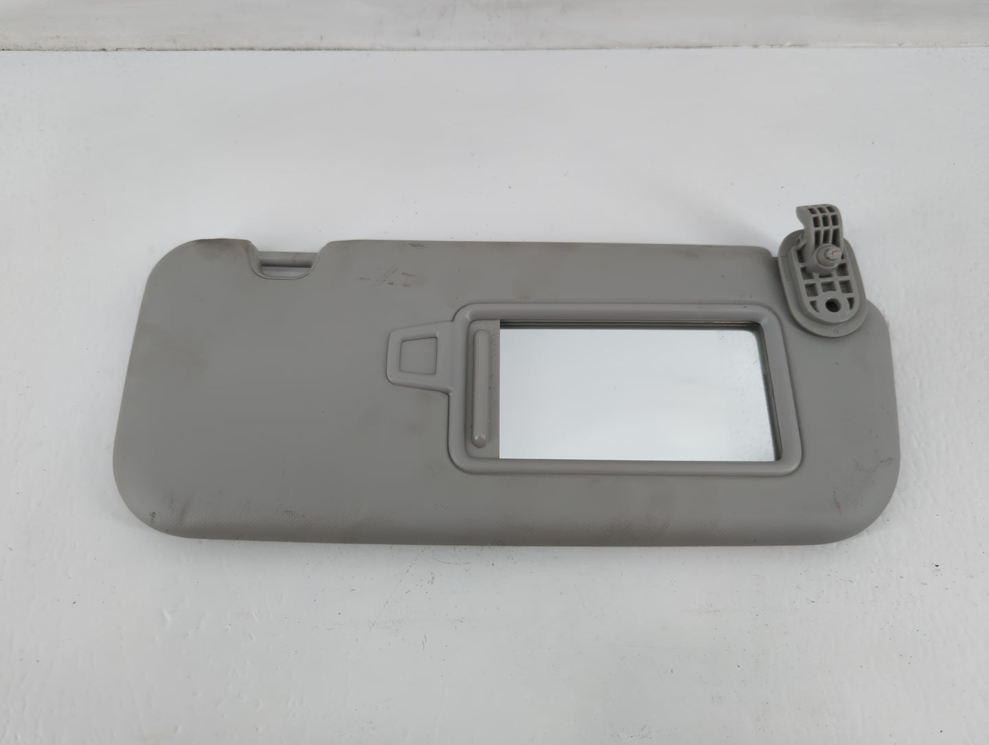 2018-2020 Kia Rio Sun Visor Shade Replacement Driver Left Mirror Fits Fits 2018 2019 2020 2021 2022 OEM Used Auto Parts - Oe
