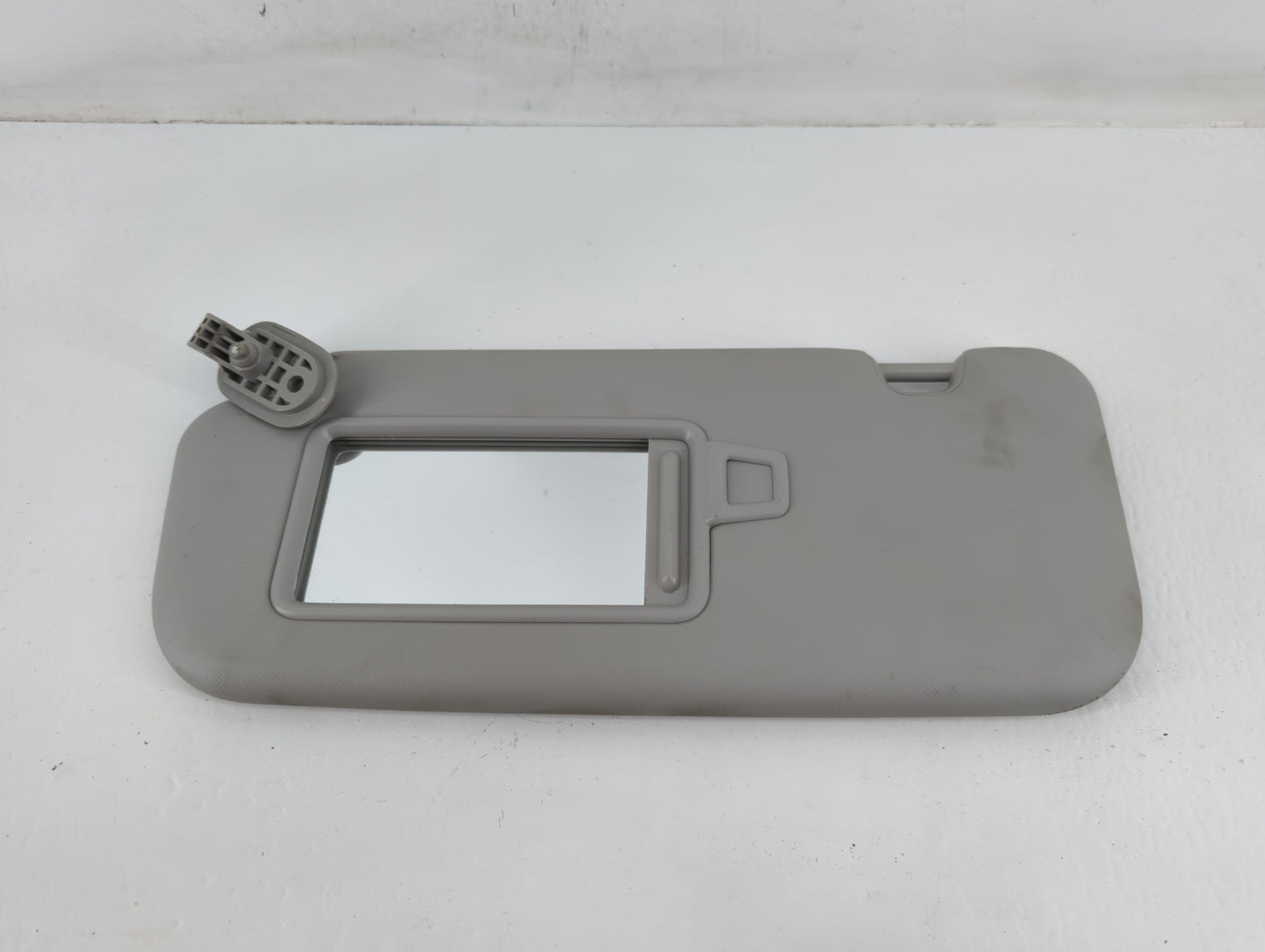 2018-2020 Kia Rio Sun Visor Shade Replacement Passenger Right Mirror Fits Fits 2018 2019 2020 2021 2022 OEM Used Auto Parts 