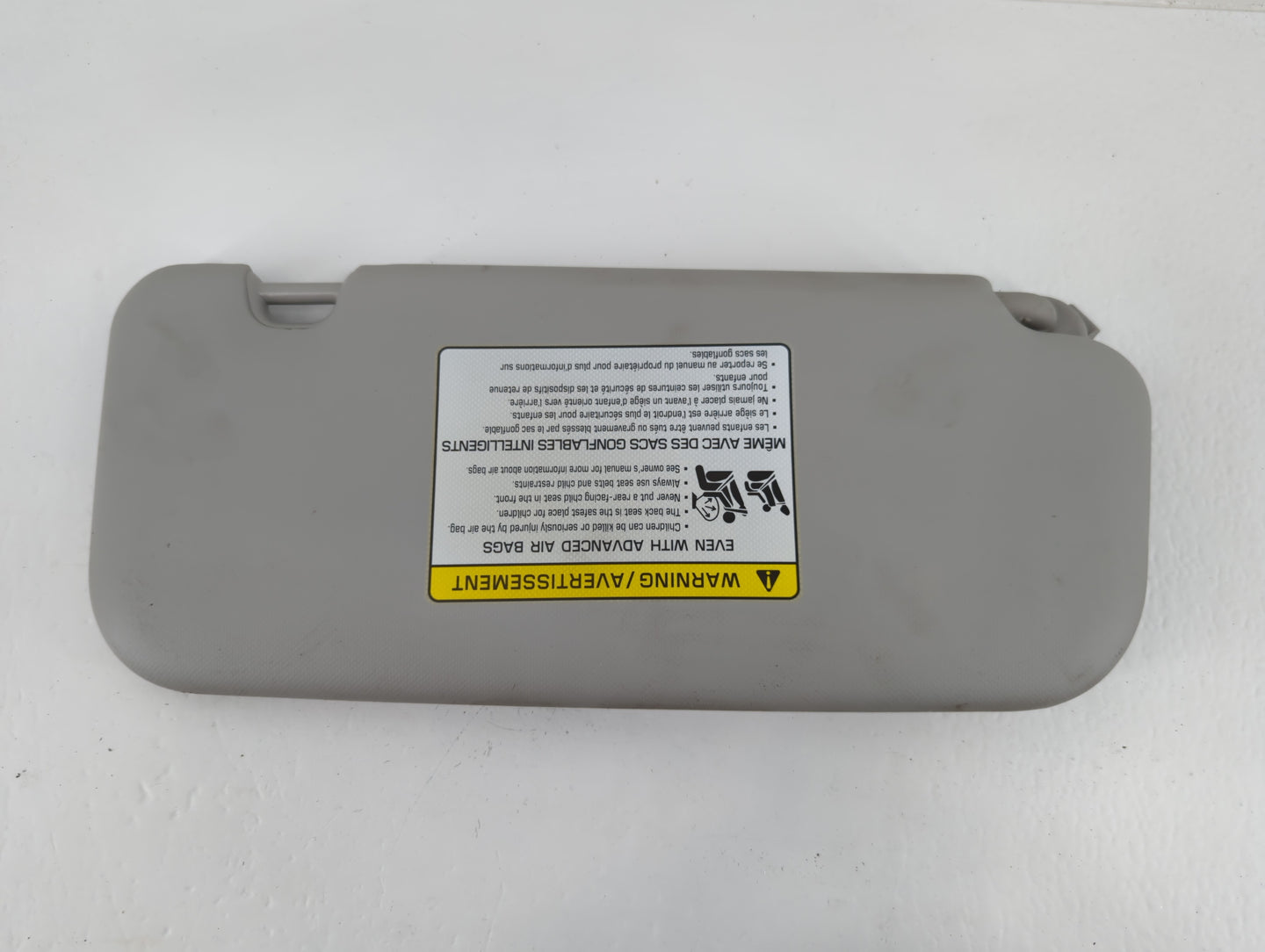 2018-2020 Kia Rio Sun Visor Shade Replacement Passenger Right Mirror Fits Fits 2018 2019 2020 2021 2022 OEM Used Auto Parts 