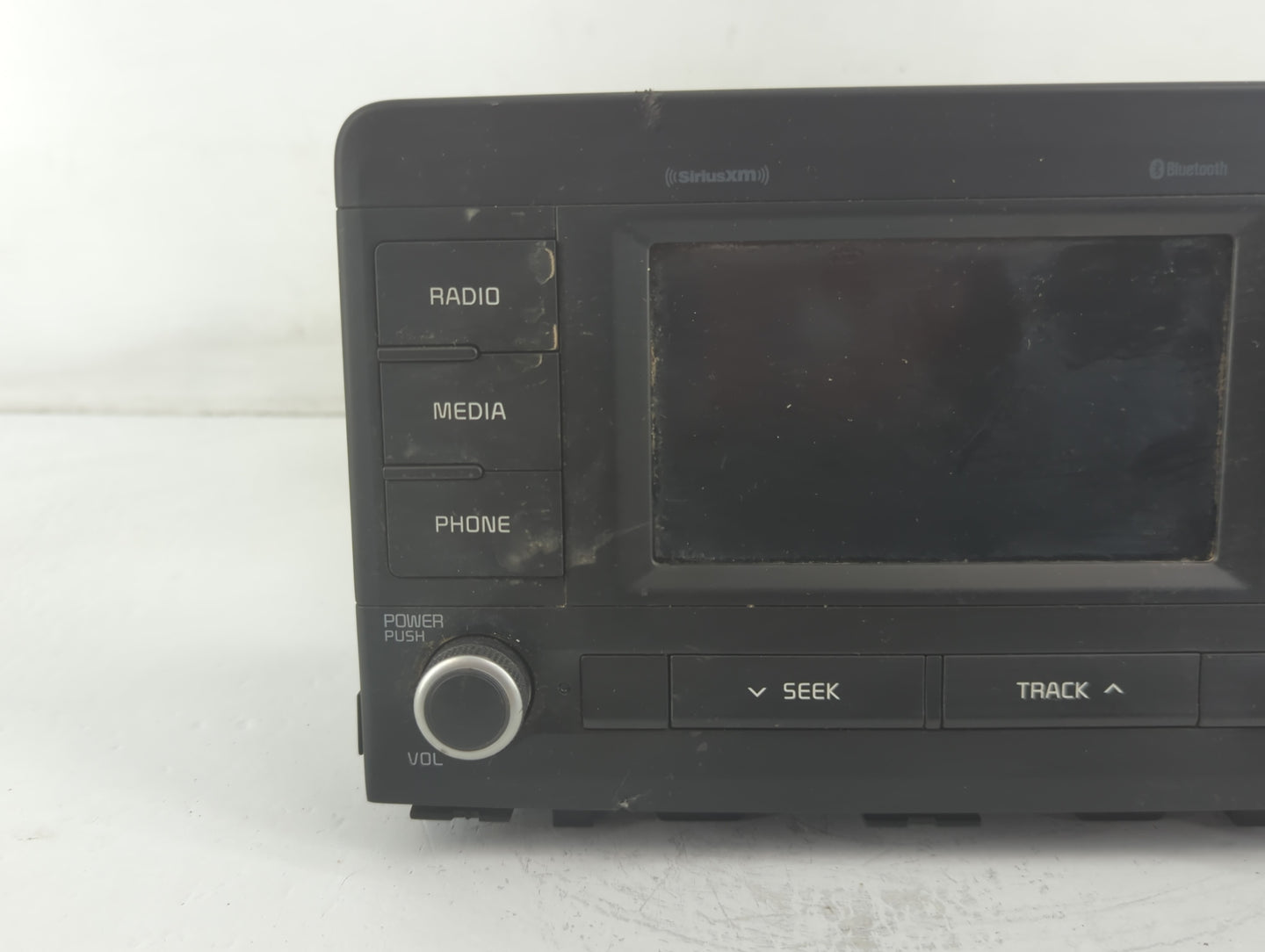 2018-2019 Kia Rio Am Fm Cd Player Radio Receiver - Oemusedautoparts1.com