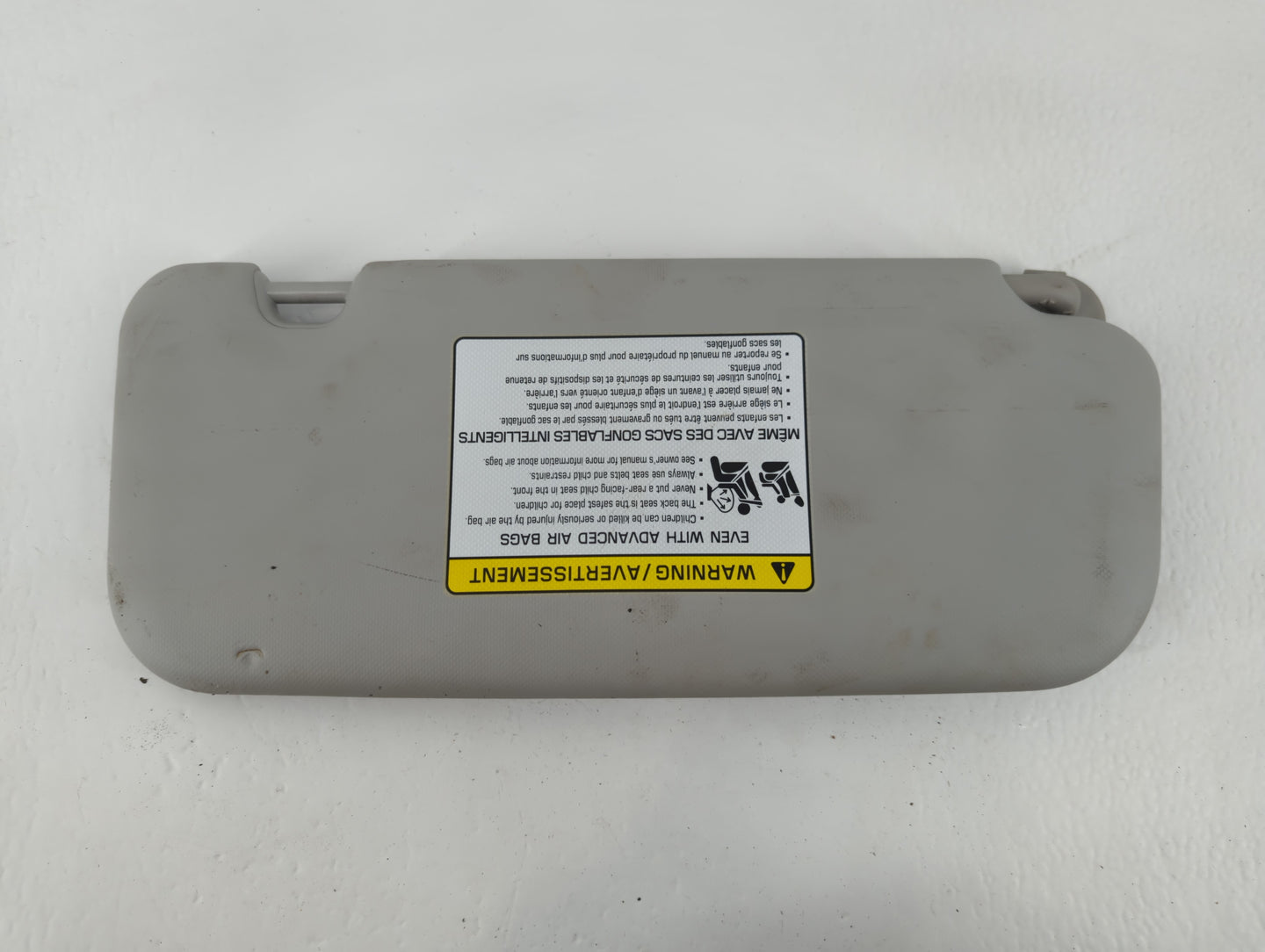 2018-2020 Kia Rio Sun Visor Shade Replacement Driver Left Mirror Fits Fits 2018 2019 2020 2021 2022 OEM Used Auto Parts - Oe
