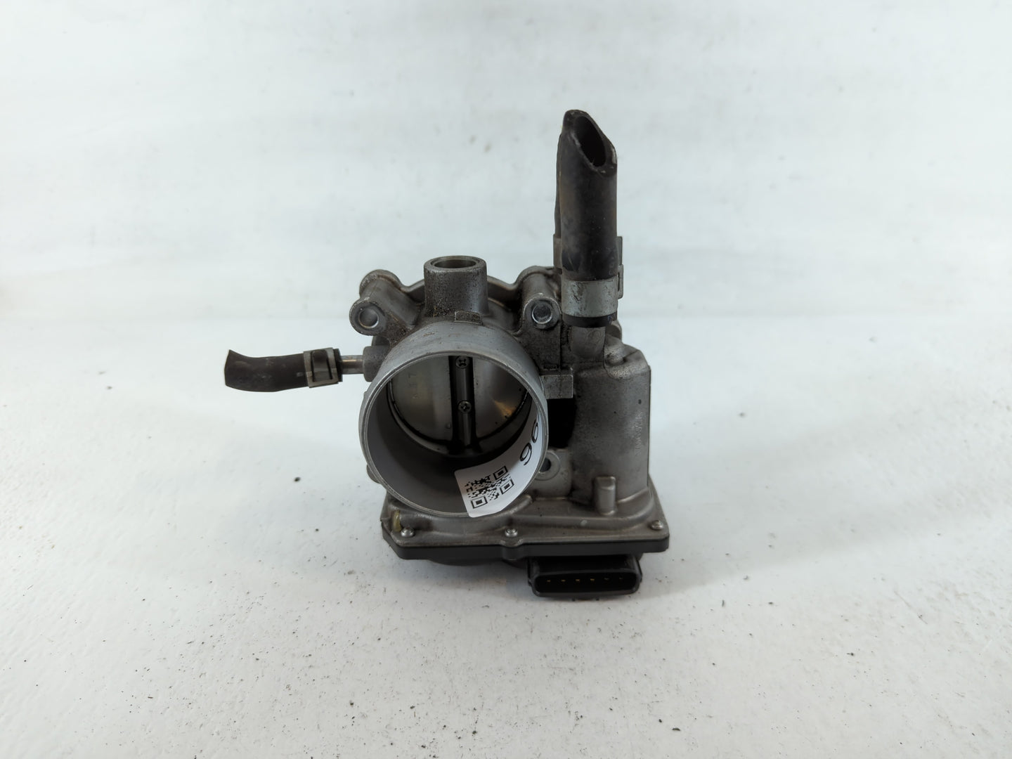 2012-2019 Kia Rio Throttle Body P/N:5304 06U09 35100-2B300 Fits Fits 2012 2013 2014 2015 2016 2017 2018 2019 OEM Used Auto P