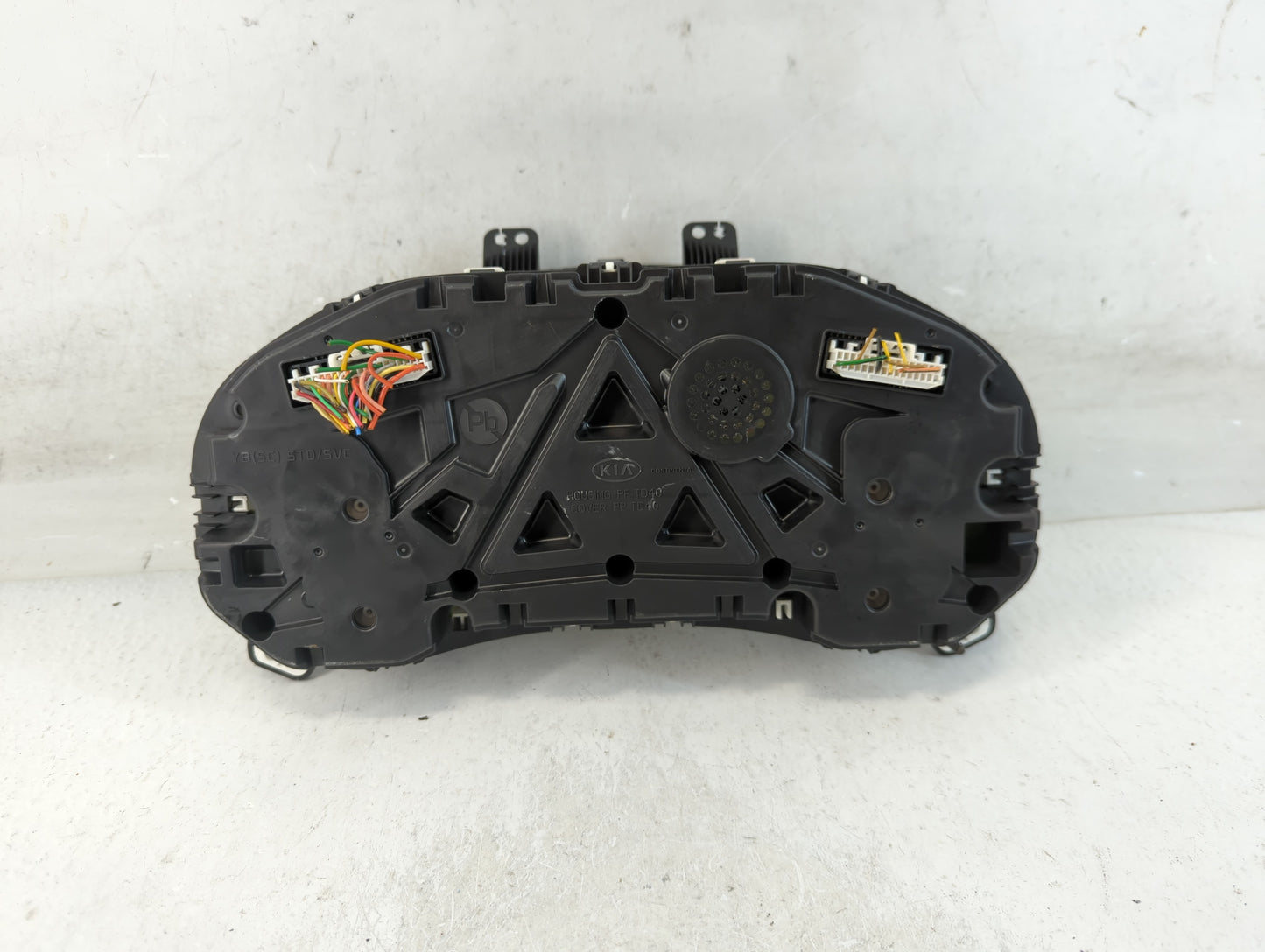 2018-2019 Kia Rio Instrument Cluster Speedometer Gauges P/N:94001-H9050 Fits Fits 2018 2019 OEM Used Auto Parts - Oemusedaut