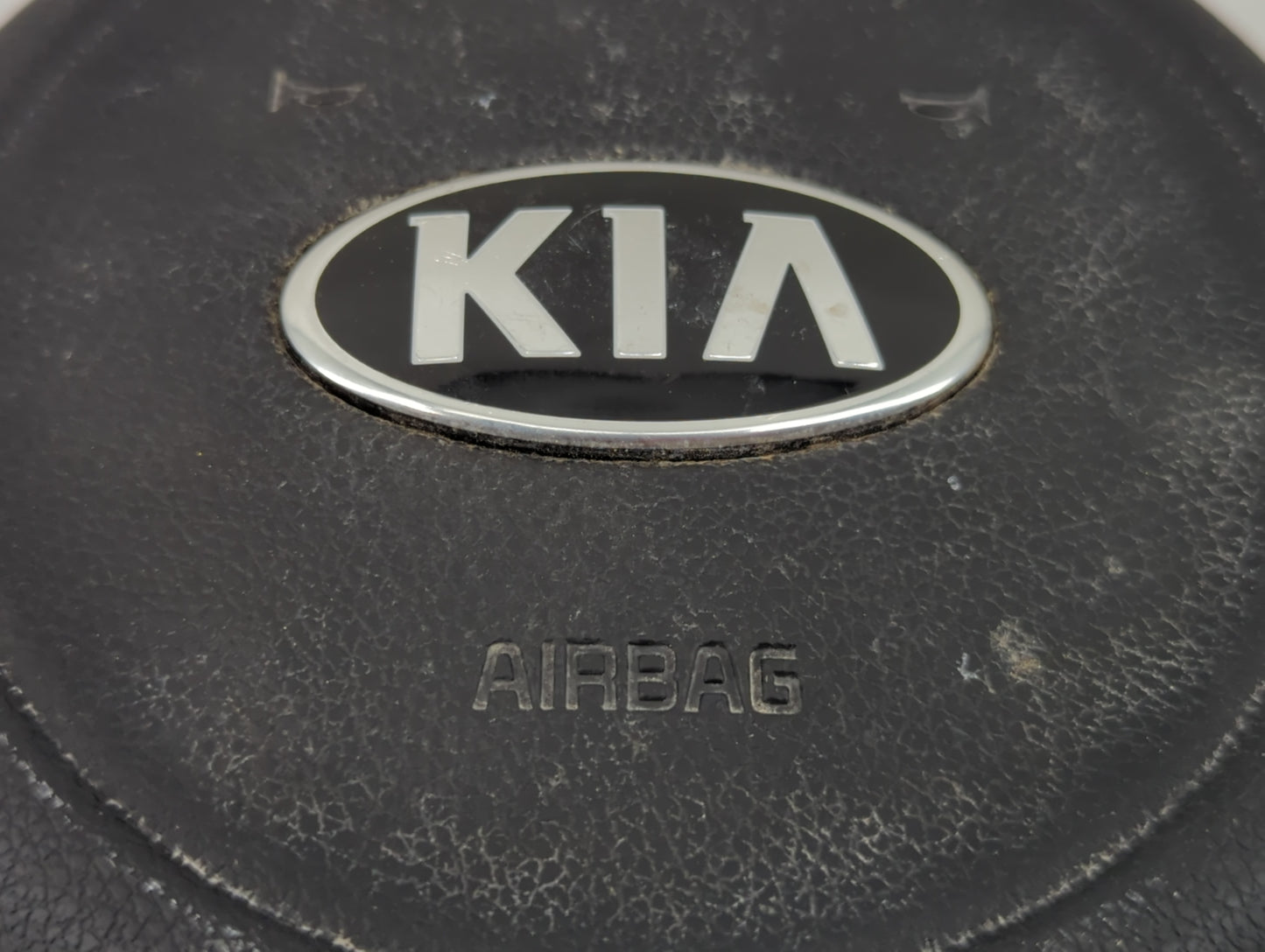 2018 Kia Sedona Air Bag Driver Left Steering Wheel Mounted Fits OEM Used Auto Parts - Oemusedautoparts1.com
