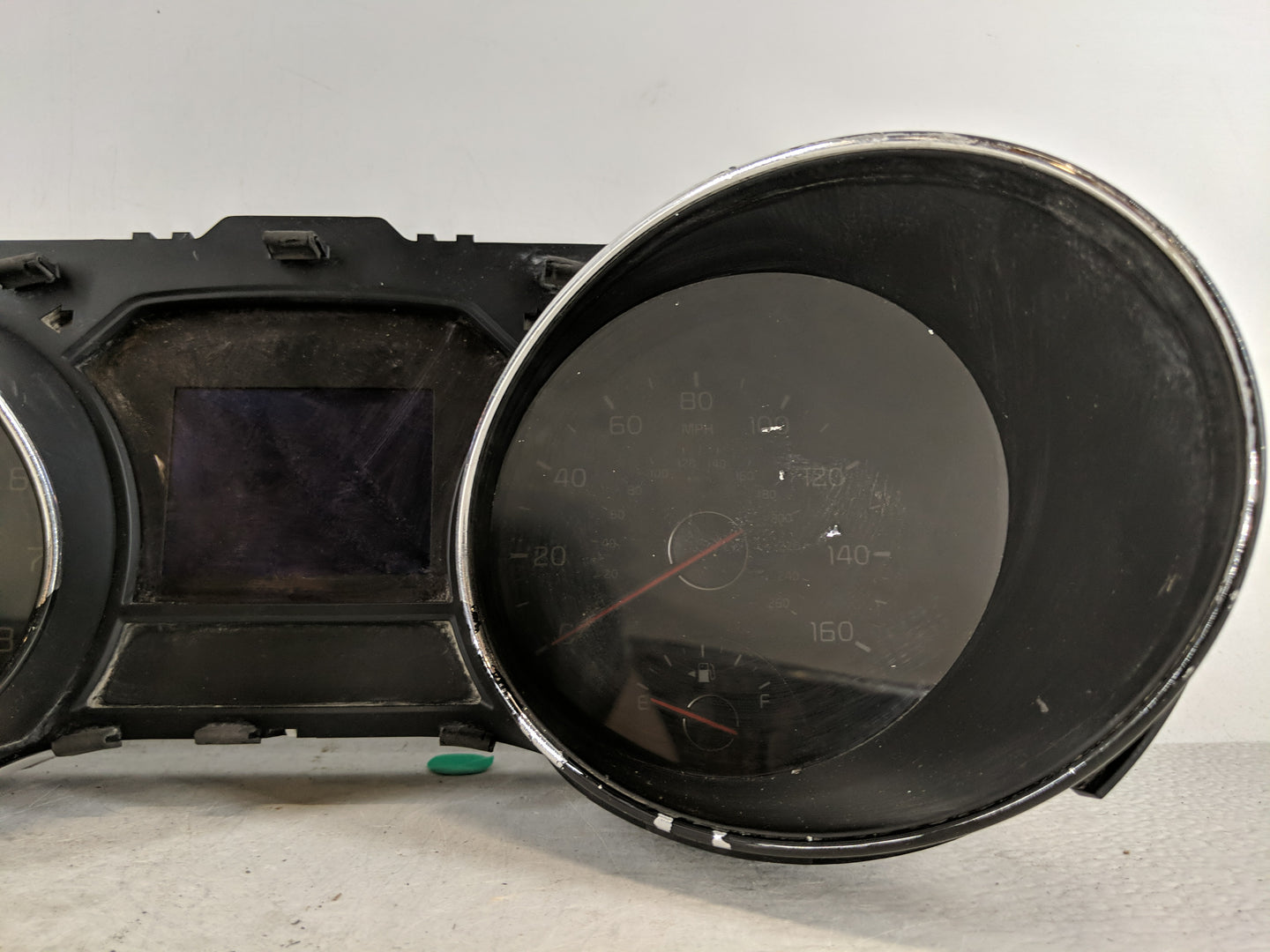 2017-2018 Kia Sedona Instrument Cluster Speedometer Gauges P/N:94007-A9540 Fits Fits 2017 2018 OEM Used Auto Parts - Oemused