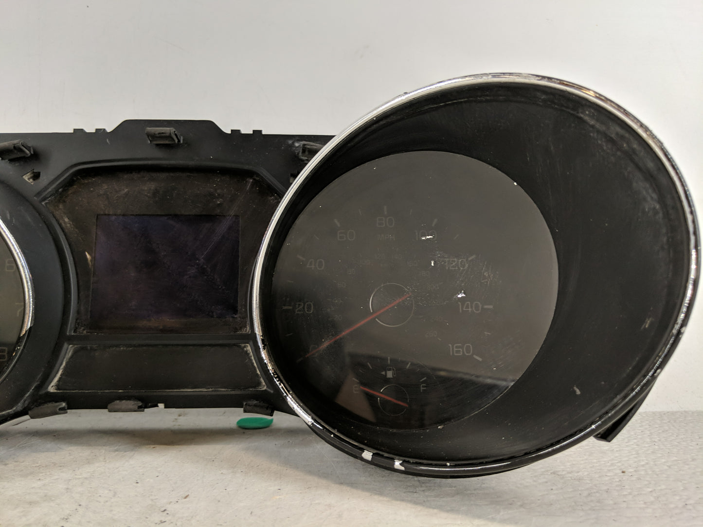 2017-2018 Kia Sedona Instrument Cluster Speedometer Gauges P/N:94007-A9540 Fits Fits 2017 2018 OEM Used Auto Parts - Oemused