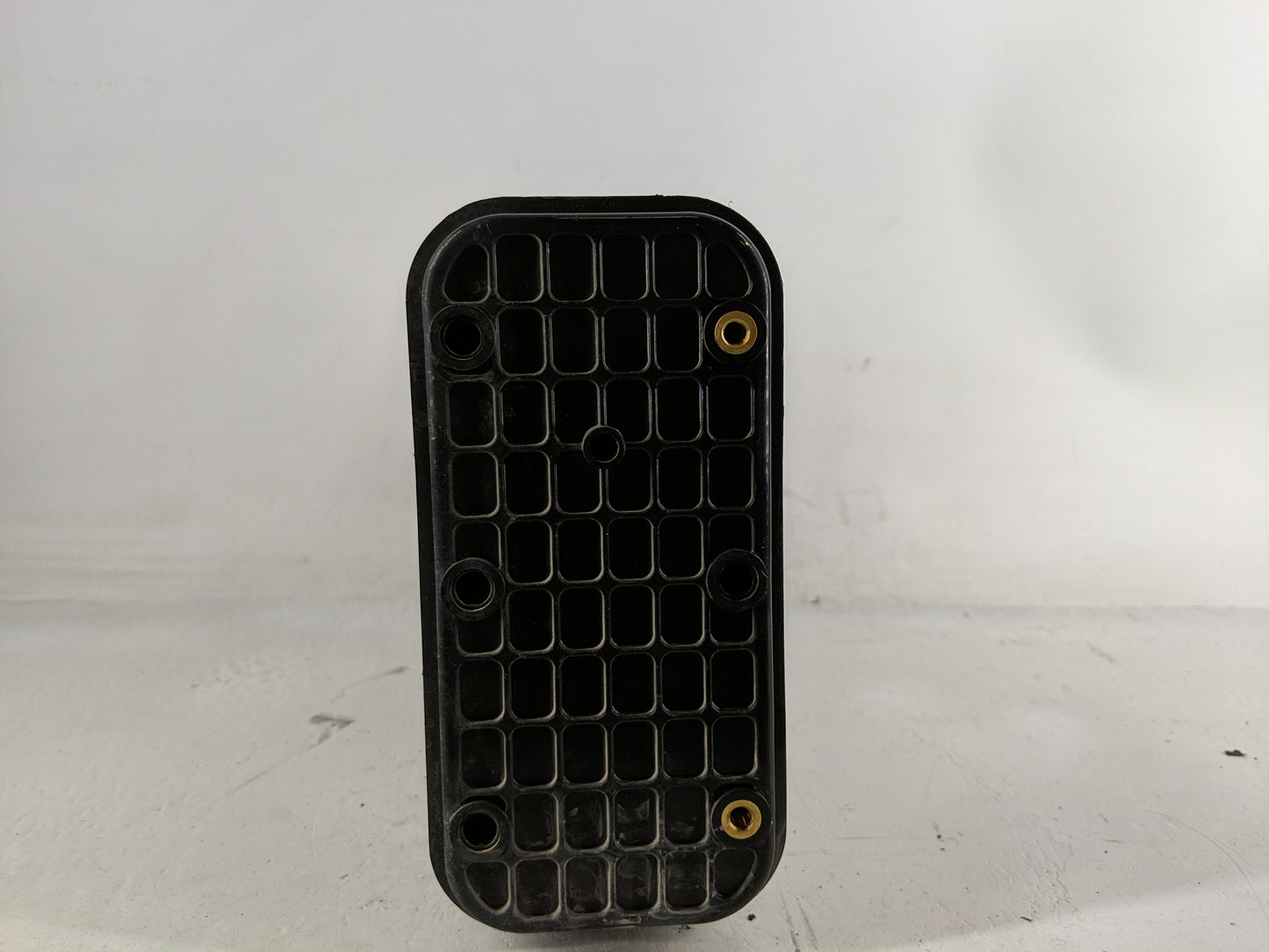 2018 Kia Sedona Fuel Vapor Charcoal Canister - Oemusedautoparts1.com