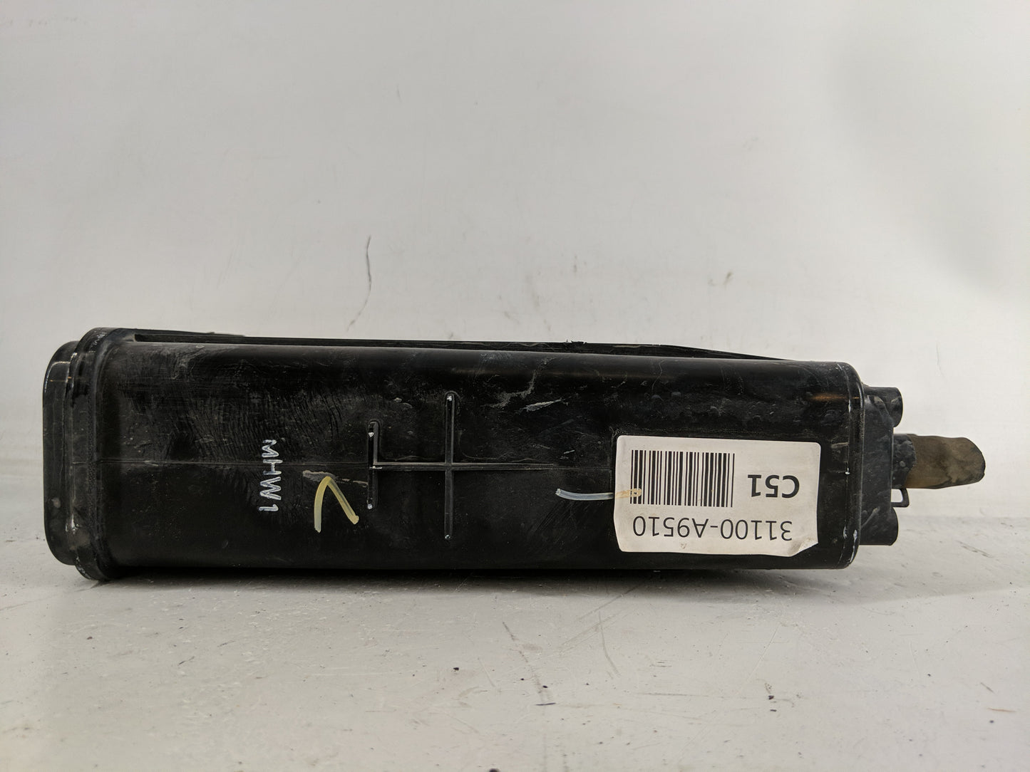 2018 Kia Sedona Fuel Vapor Charcoal Canister - Oemusedautoparts1.com