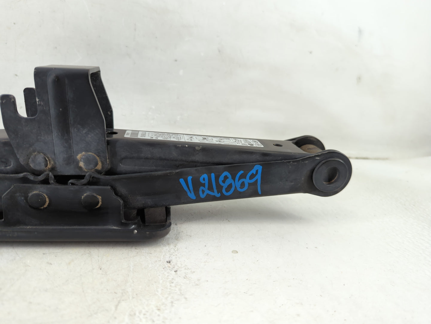 2018 Kia Sedona Spare Scissor Car Jack - Oemusedautoparts1.com