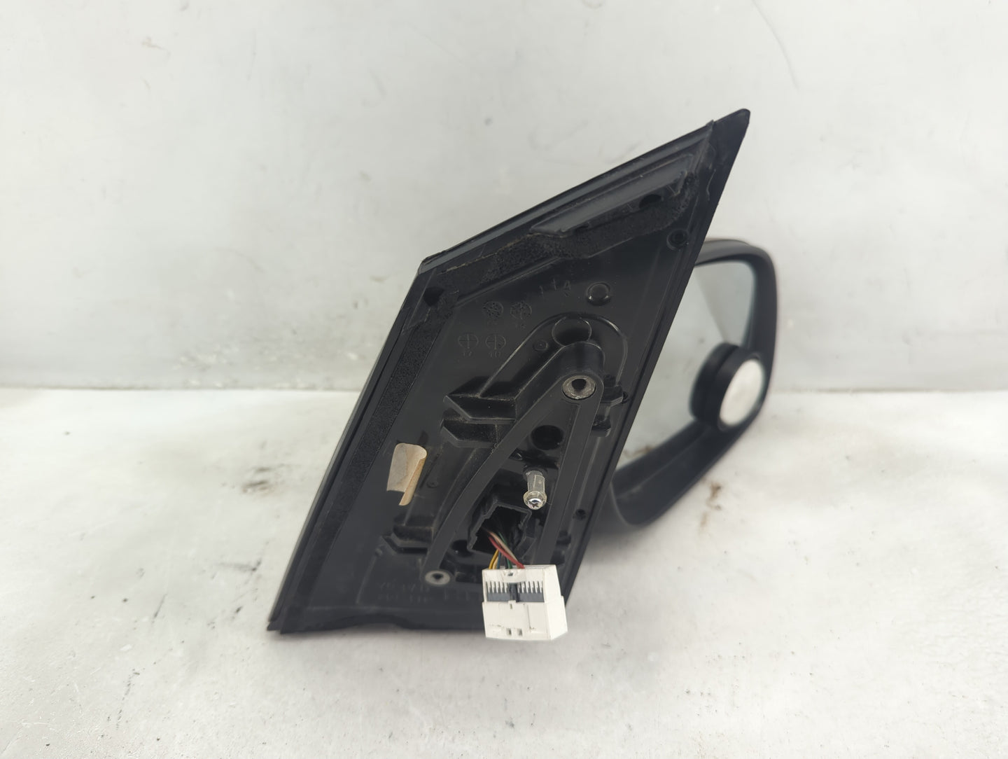 2015-2018 Kia Sedona Passenger Side View Mirror - Right Door Mirror OEM Used - Oemusedautoparts1.com