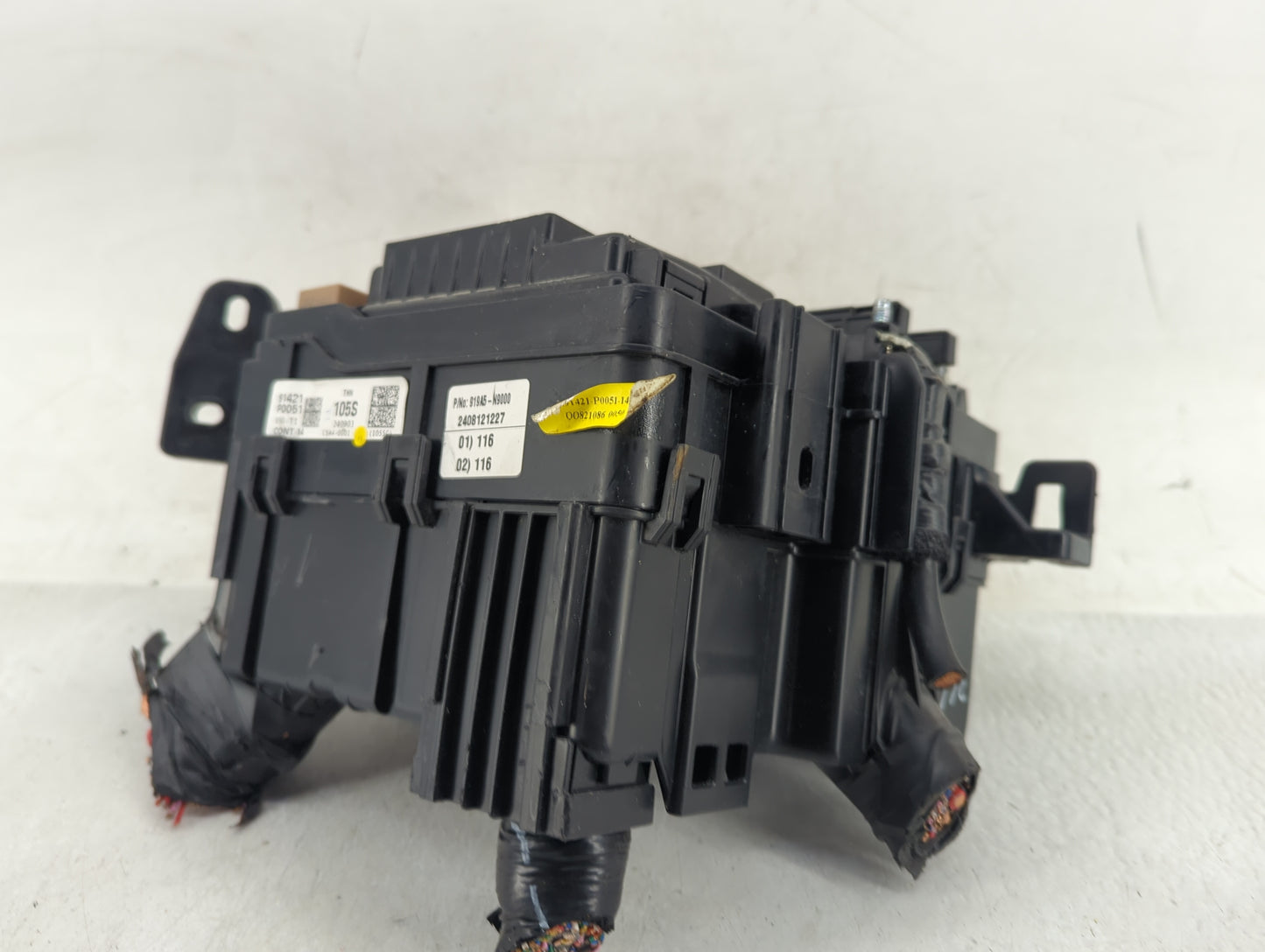 2015-2018 Kia Sedona Fusebox Fuse Box Panel Relay Module Fits Fits 2015 2016 2017 2018 OEM Used Auto Parts - Oemusedautopart