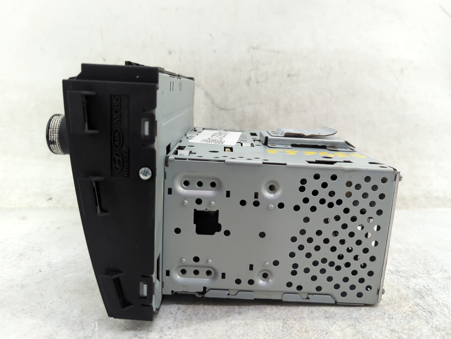 2017-2018 Kia Sedona Radio AM FM Cd Player Receiver Replacement P/N:96160-A9500WAC ADBBOA9AN, TQB-ADBB0A9AN Fits Fits 2017 2