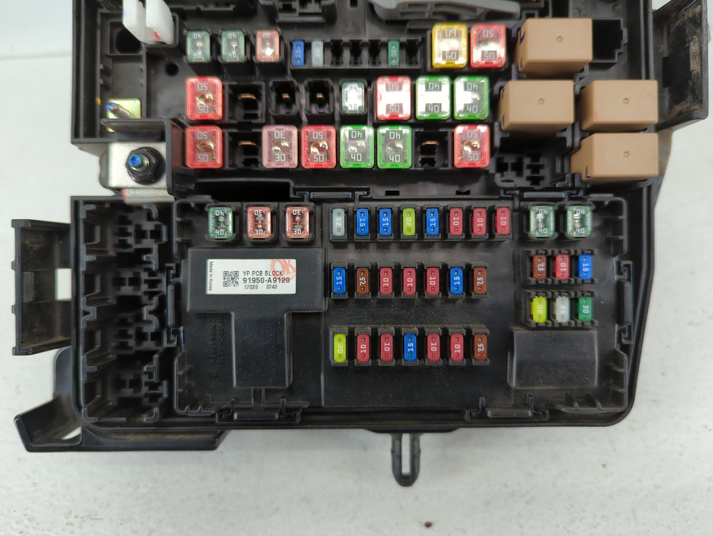 2015-2018 Kia Sedona Fusebox Fuse Box Panel Relay Module P/N:91219 A9212 Fits Fits 2015 2016 2017 2018 OEM Used Auto Parts -