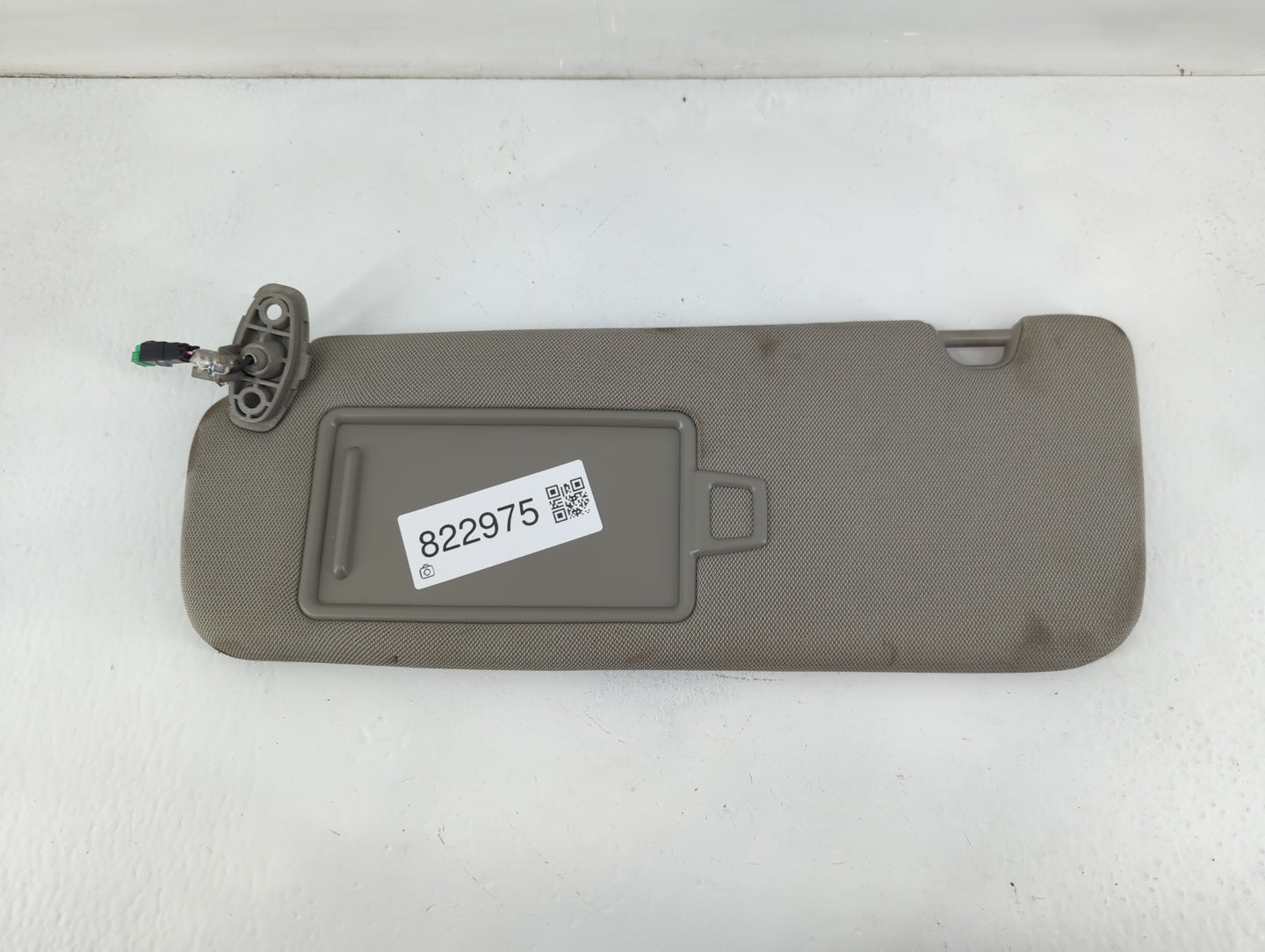 2015-2020 Kia Sedona Sun Visor Shade Replacement Driver Left Mirror Fits Fits 2015 2016 2017 2018 2019 2020 OEM Used Auto Pa