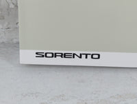 2018 Kia Sorento Owners Manual Book Guide P/N:JXG5-EU7DE OEM Used Auto Parts - Oemusedautoparts1.com
