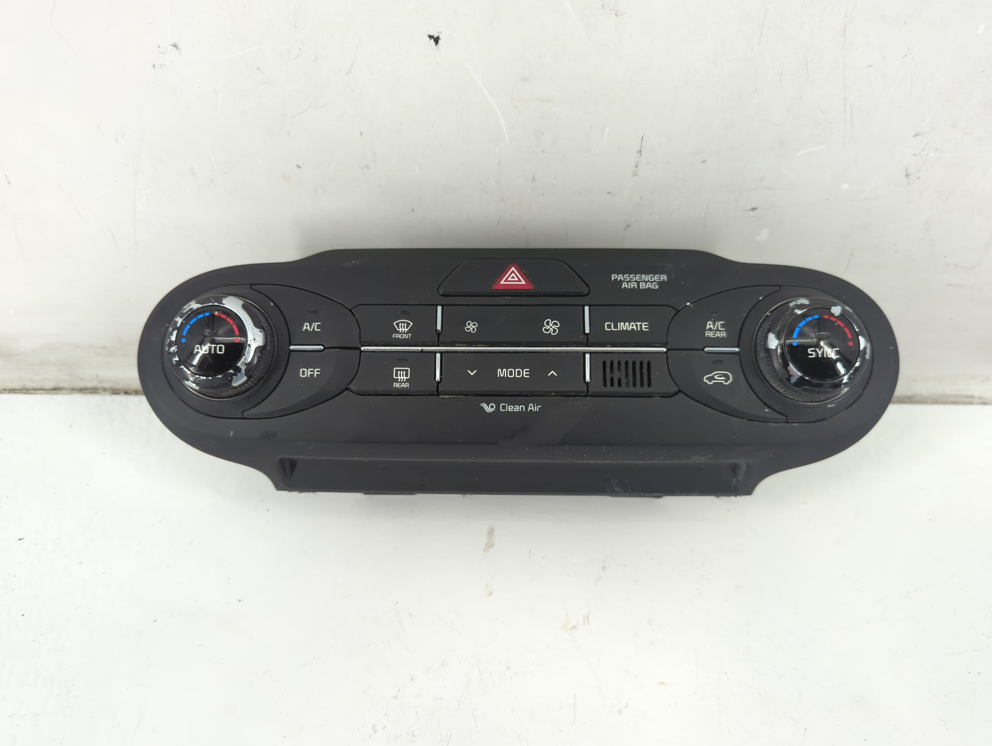 2016-2018 Kia Sorento Climate Control Module Temperature AC/Heater Replacement P/N:97250-C6560 Fits Fits 2016 2017 2018 OEM 