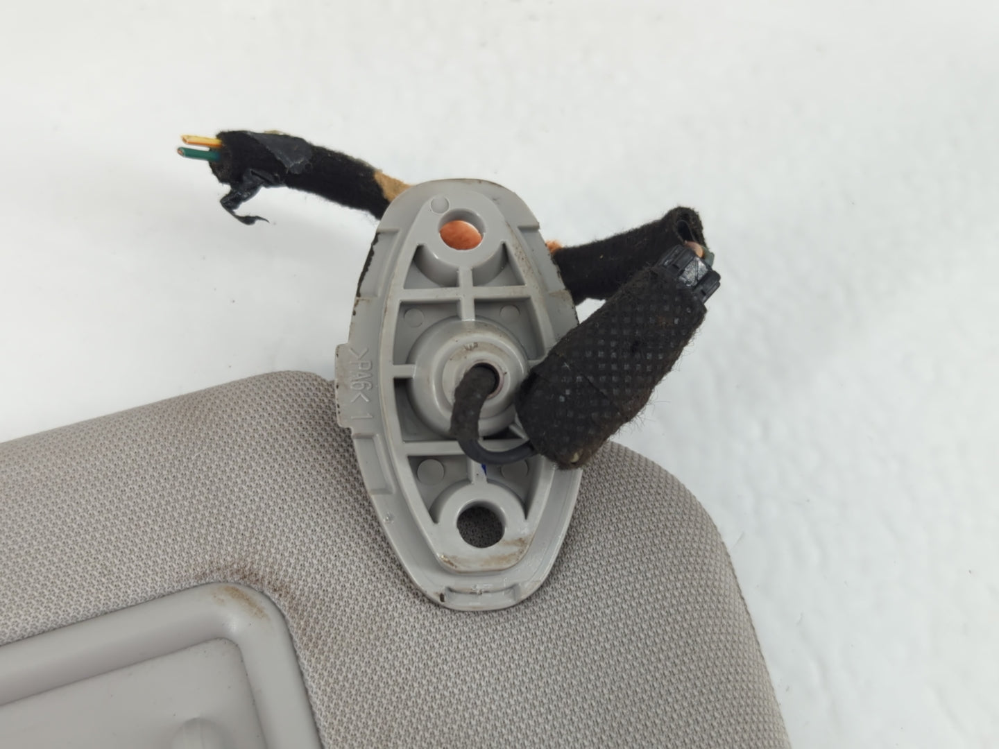 2016-2020 Kia Sorento Sun Visor Shade Replacement Passenger Right Mirror Fits Fits 2016 2017 2018 2019 2020 OEM Used Auto Pa