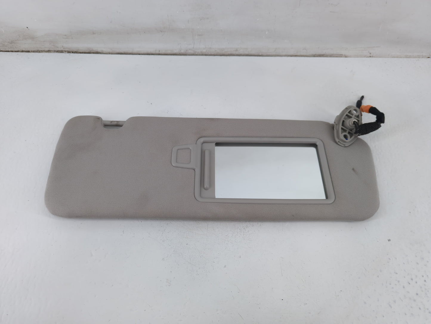 2016-2020 Kia Sorento Sun Visor Shade Replacement Passenger Right Mirror Fits Fits 2016 2017 2018 2019 2020 OEM Used Auto Pa