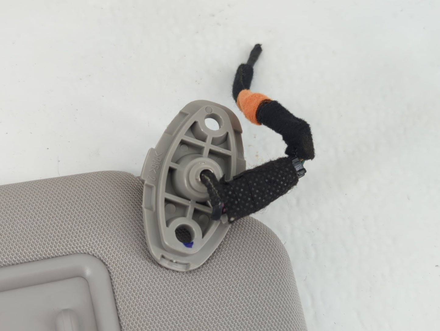 2016-2020 Kia Sorento Sun Visor Shade Replacement Passenger Right Mirror Fits Fits 2016 2017 2018 2019 2020 OEM Used Auto Pa