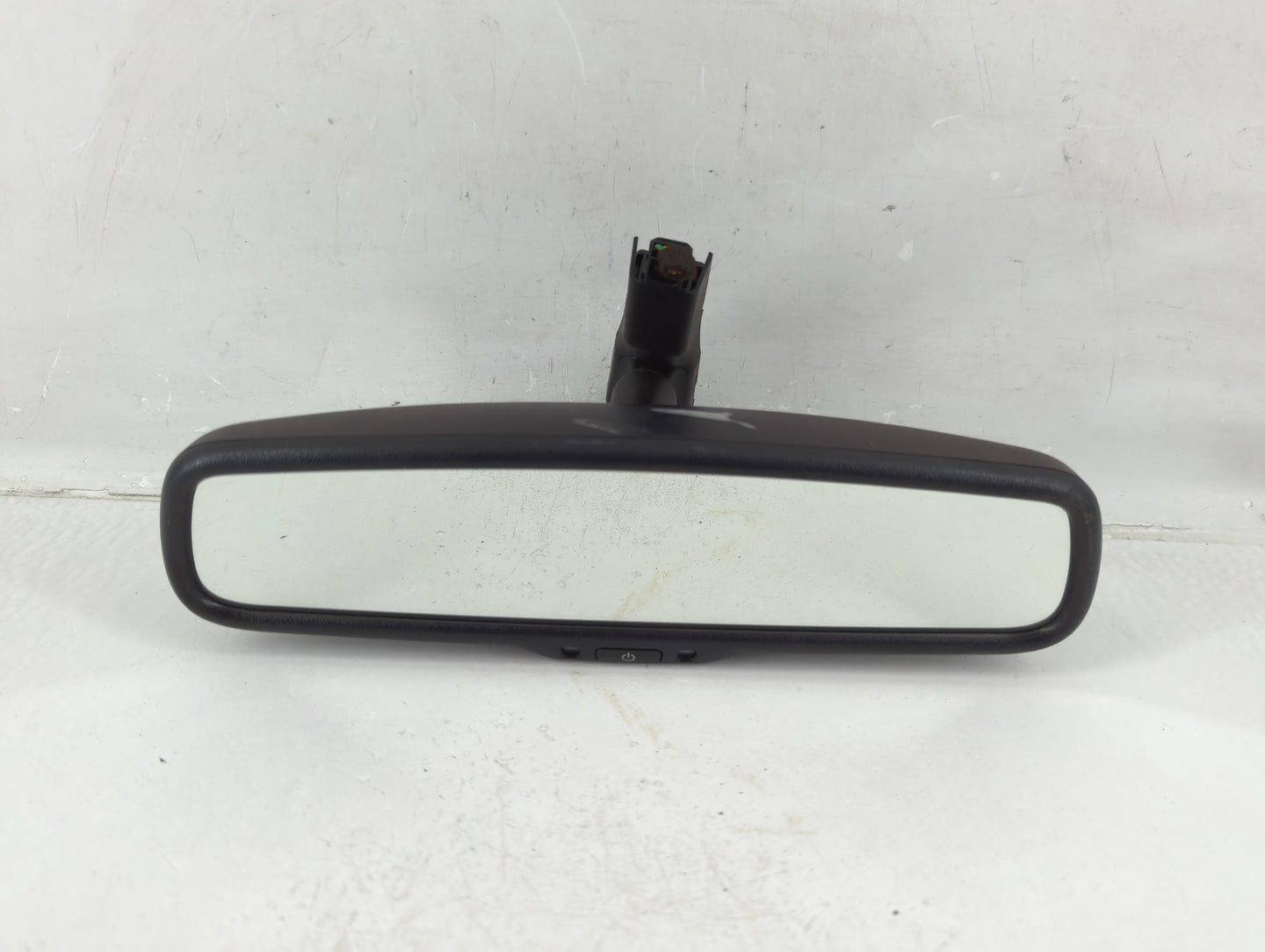 2016-2020 Kia Sorento Interior Rear View Mirror Replacement OEM P/N:E11028009 Fits OEM Used Auto Parts - Oemusedautoparts1.c