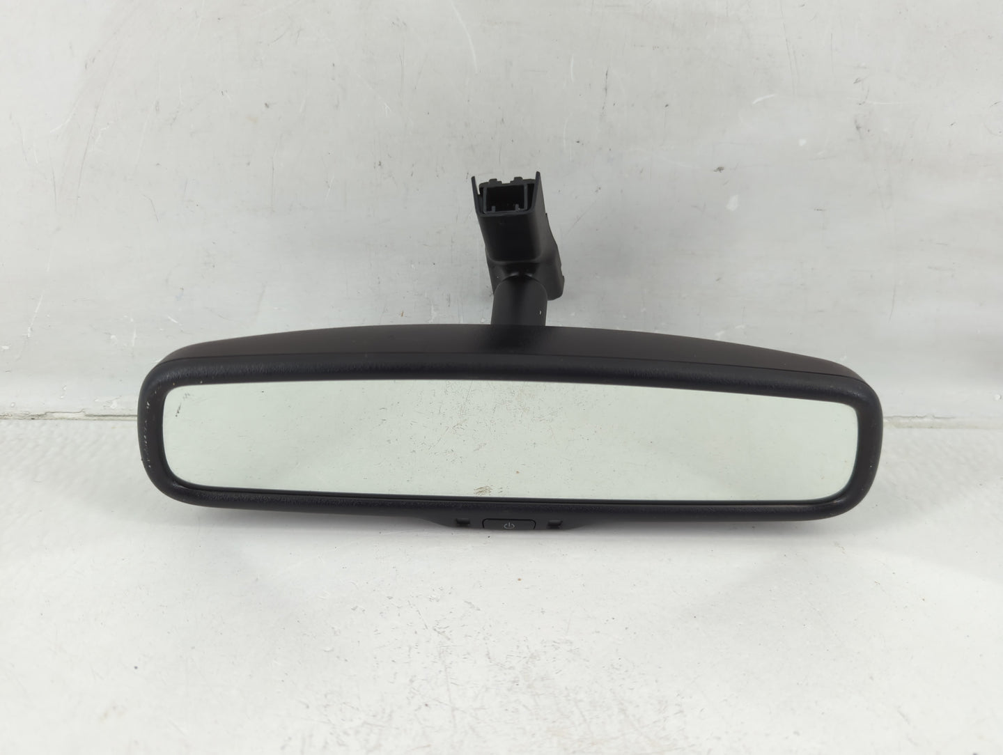 2016-2020 Kia Sorento Interior Rear View Mirror Replacement OEM P/N:E11028009 Fits OEM Used Auto Parts - Oemusedautoparts1.c