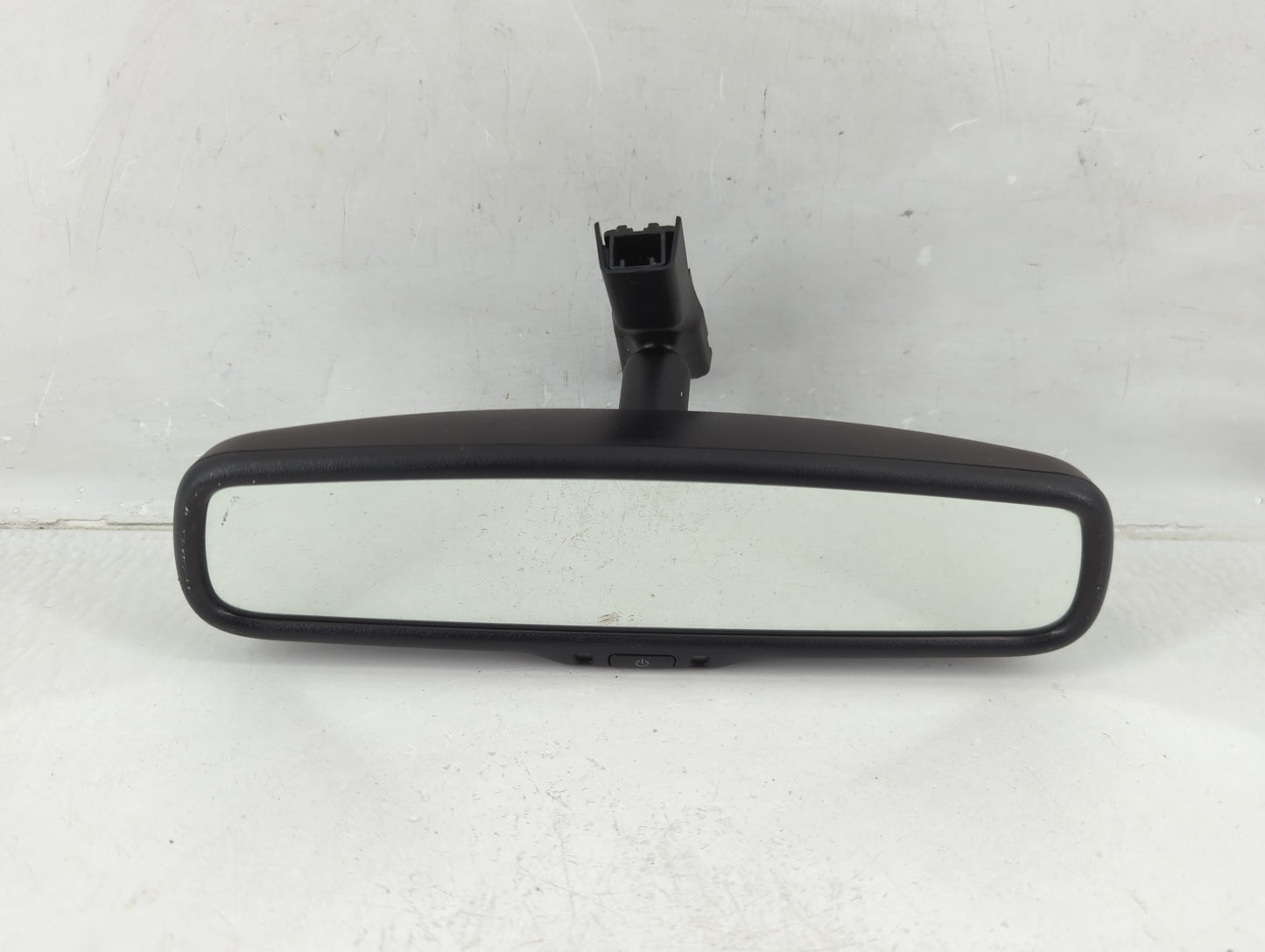2016-2020 Kia Sorento Interior Rear View Mirror Replacement OEM P/N:E11028009 Fits OEM Used Auto Parts - Oemusedautoparts1.c