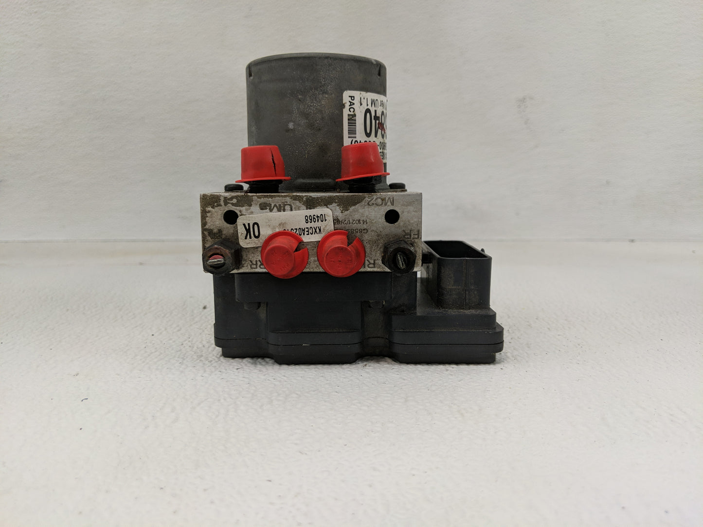 2016-2018 Kia Sorento ABS Pump Control Module Replacement P/N:58900-C6840 Fits Fits 2016 2017 2018 OEM Used Auto Parts - Oem